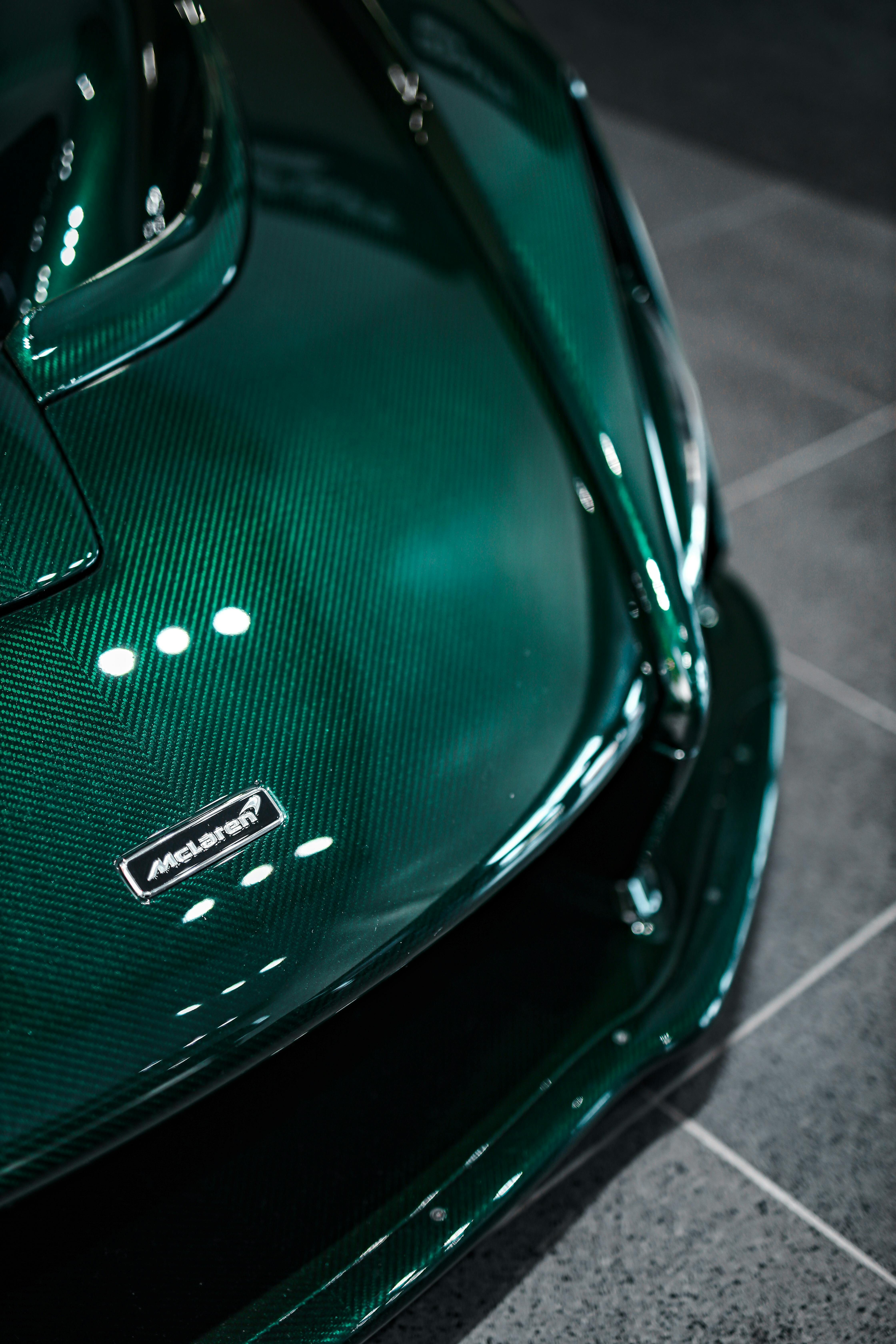 Dark Green McLaren · Free