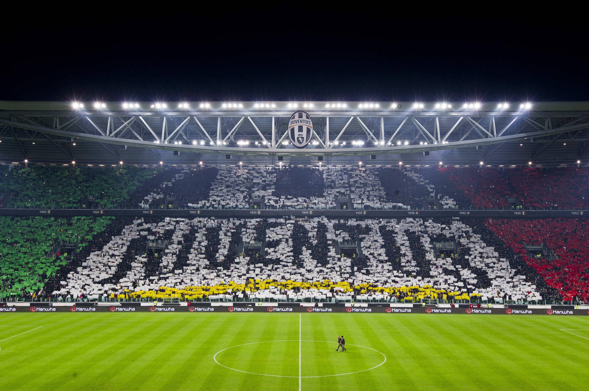 Juventus Die Hard Supporters At Stadium