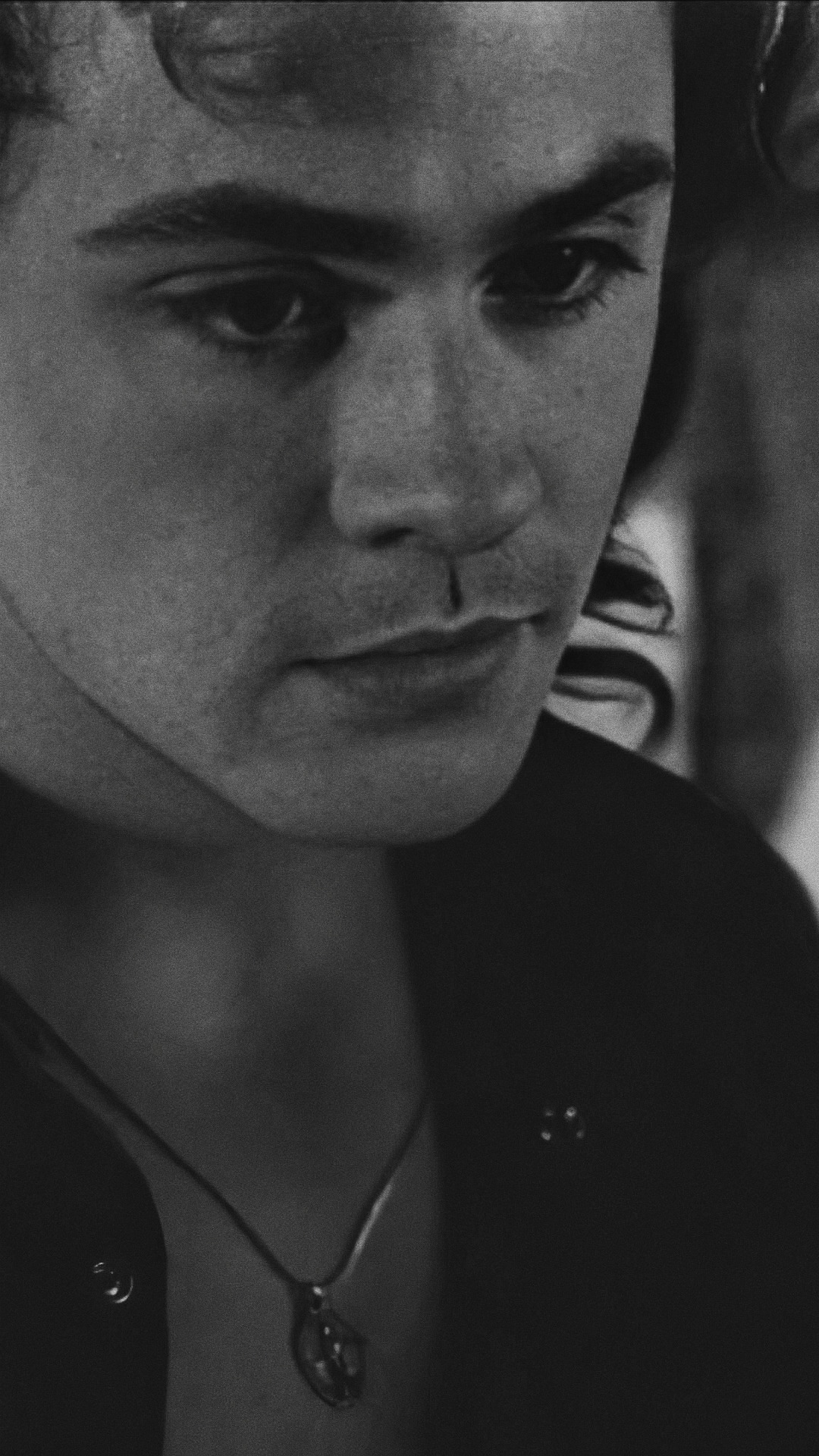 Billy Hargrove. lockscreens pls like