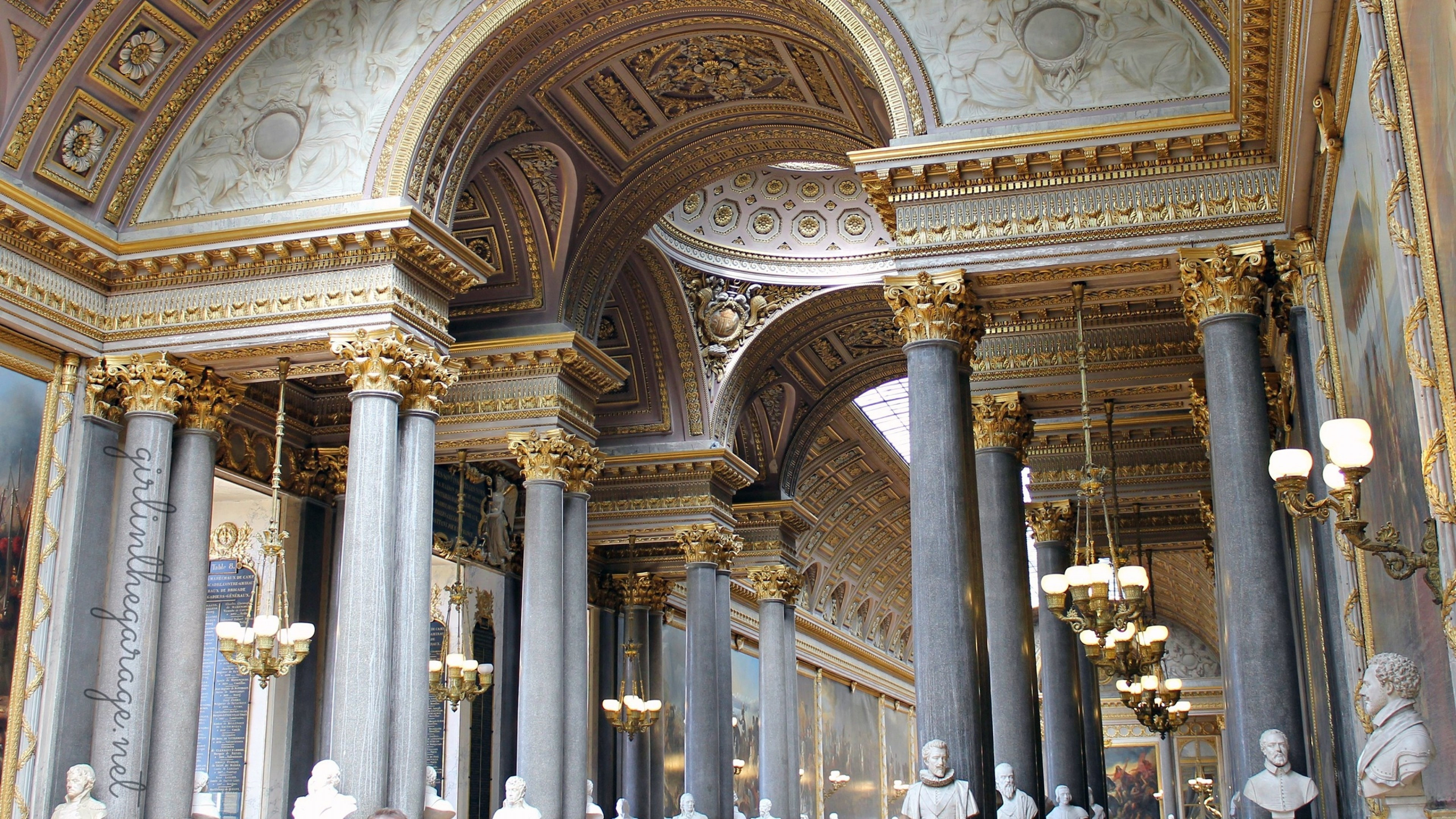 Versailles Wallpaper