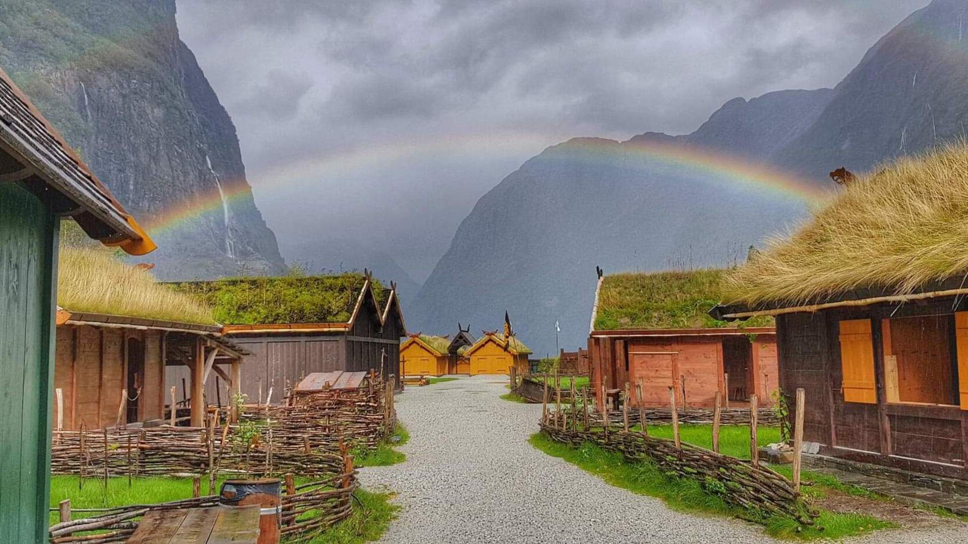 Guided tour to the Viking Village
