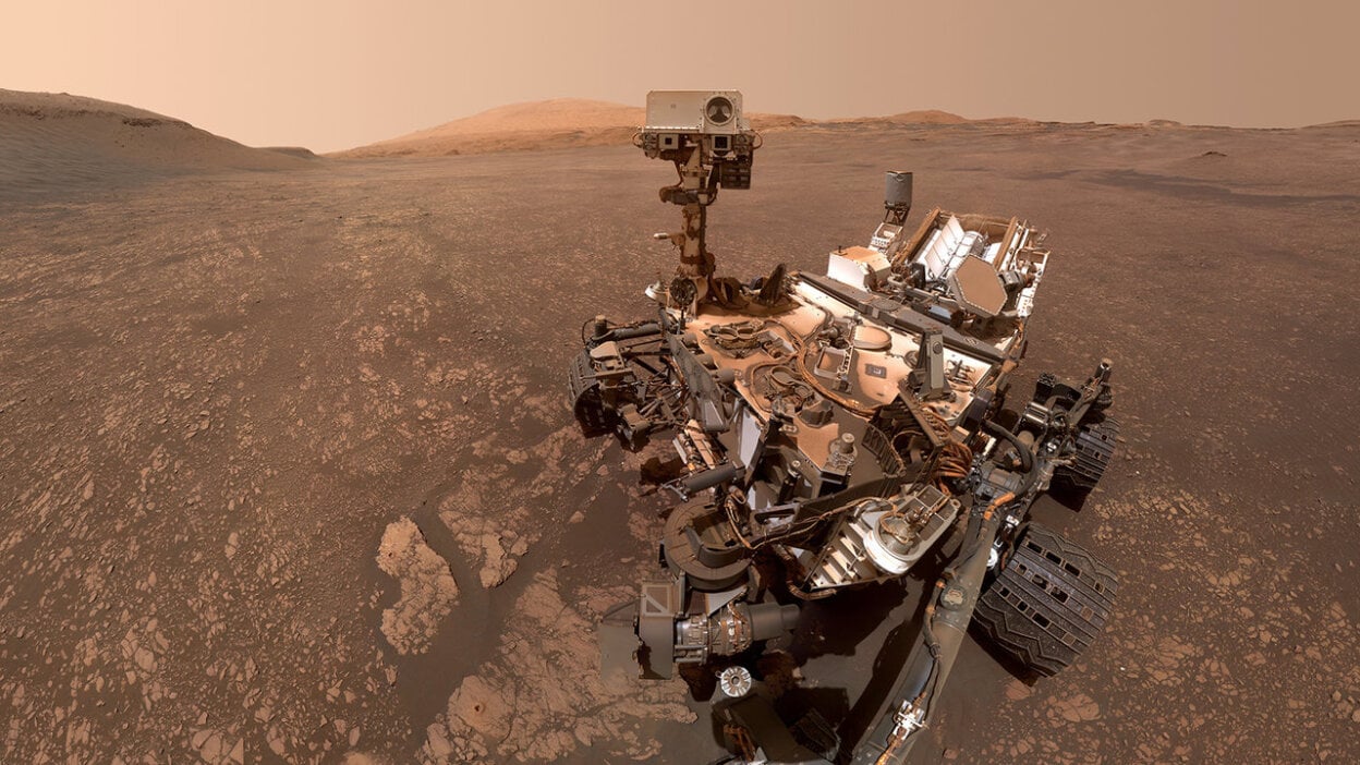 NASA rover makes adventurous trip, then