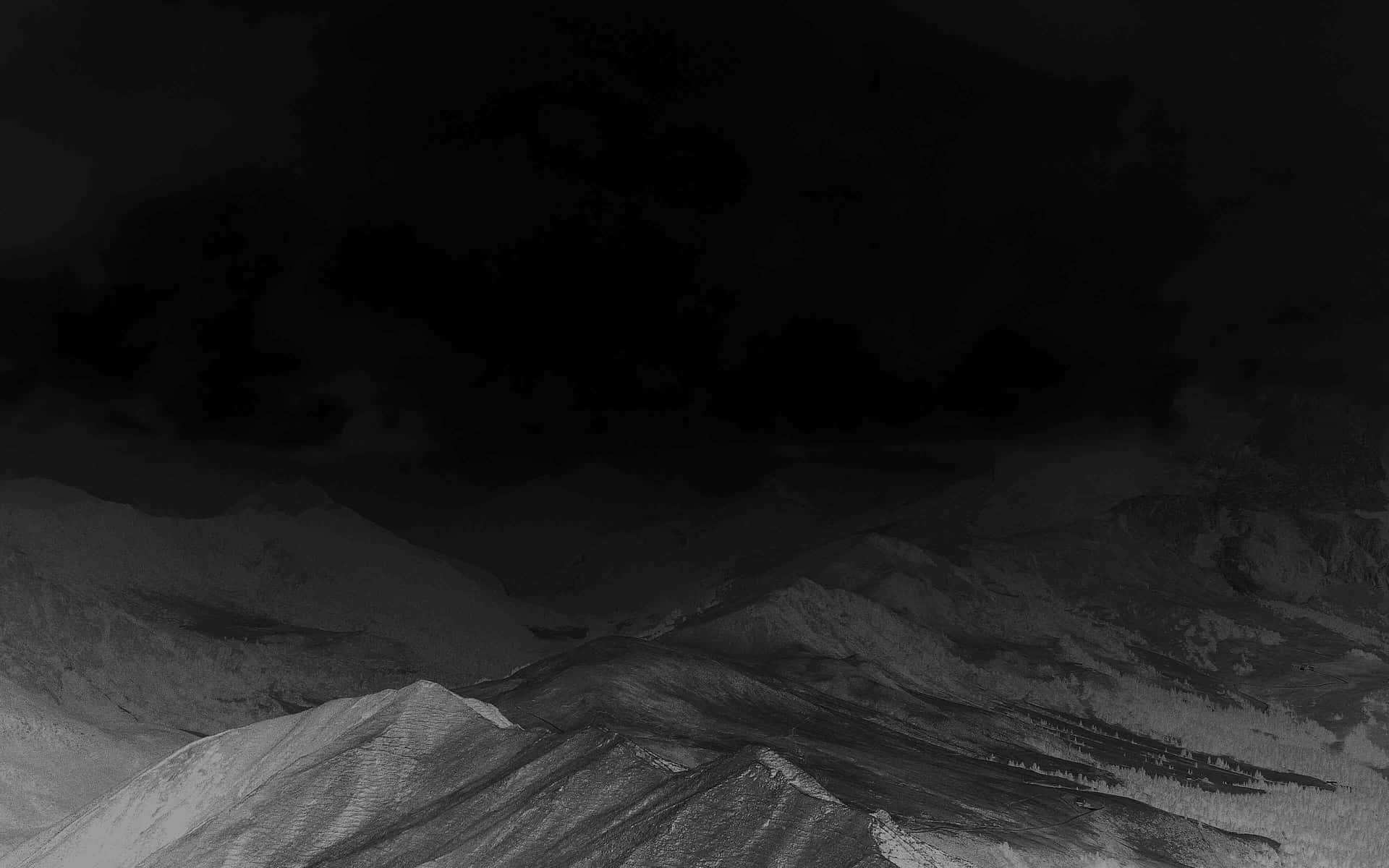 4k Dark Mountain Wallpaper