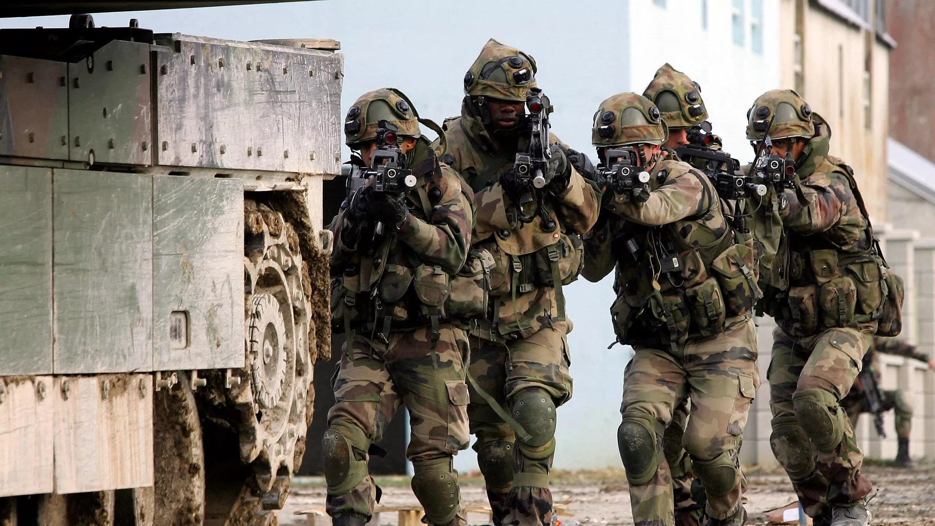 France Holds Large Scale Drills Amid