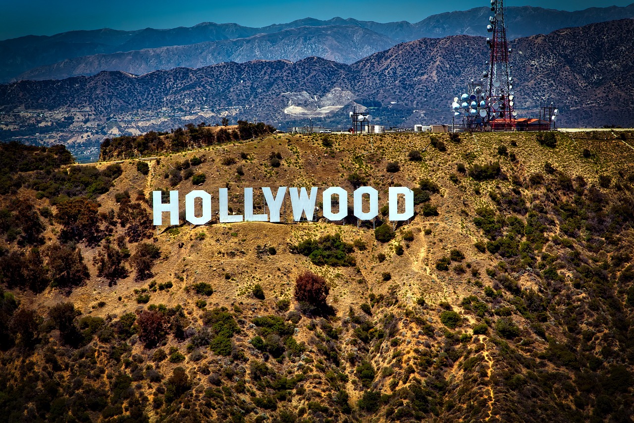Hollywood Sign & Hollywood Photo
