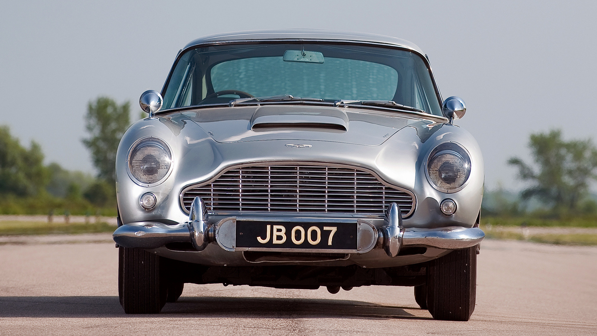 Aston Martin DB5 James Bond