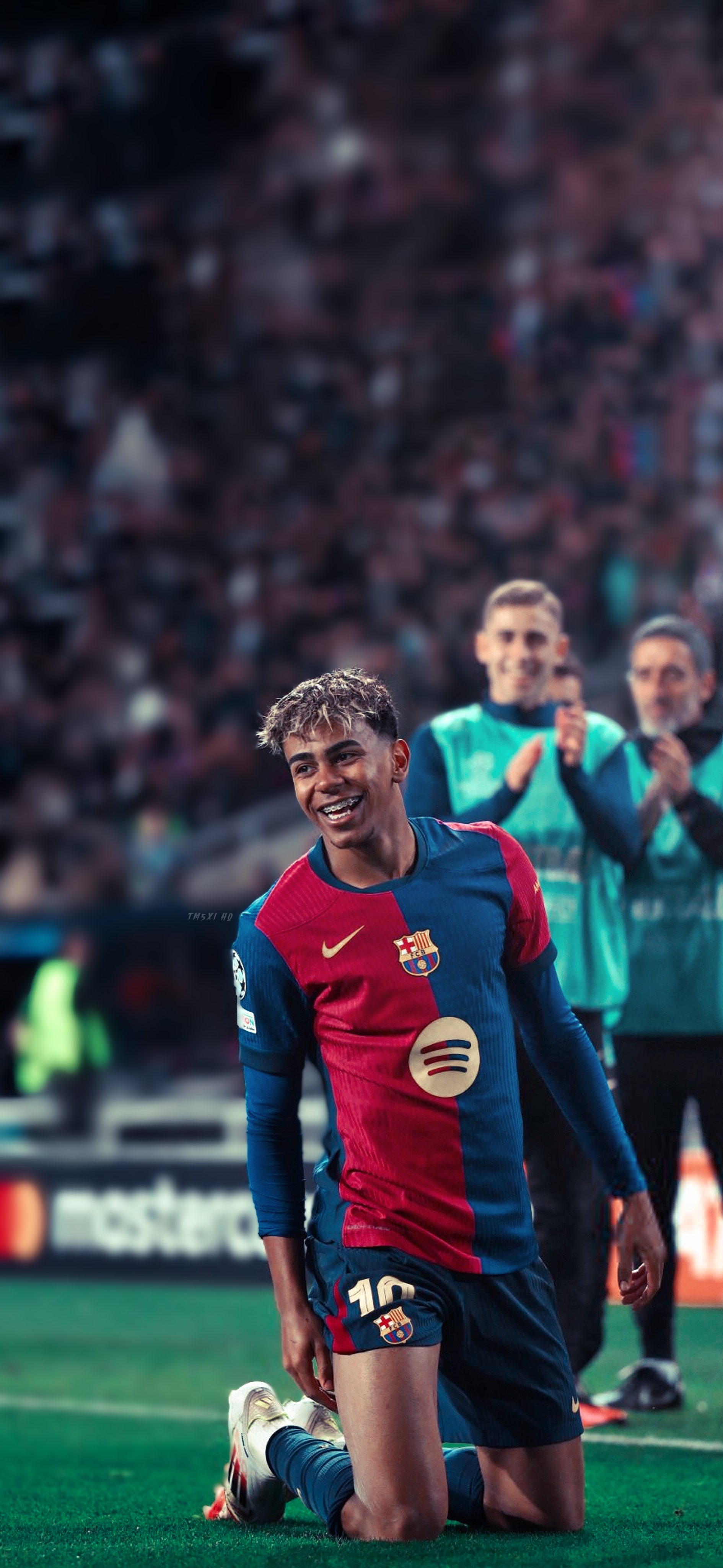 TM5XI HQ Wallpaper, Lamine