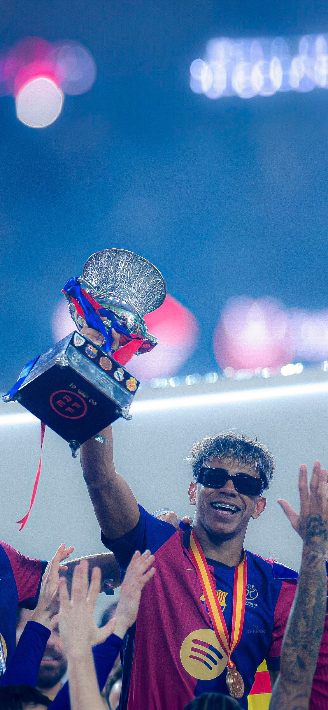 4k Lamine Yamal wallpaper. Edit