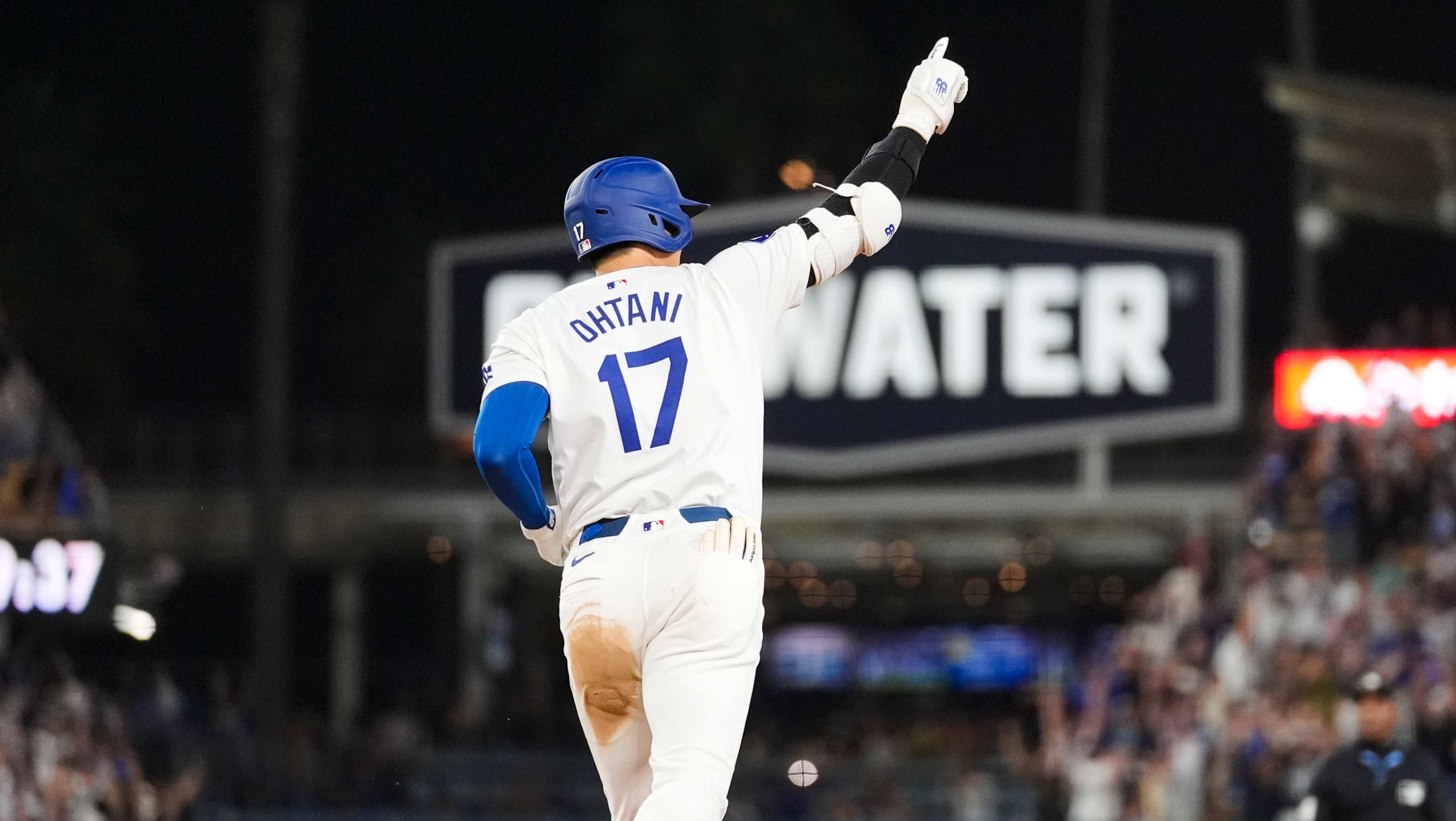 Shohei Ohtani is baseball's fastest 40