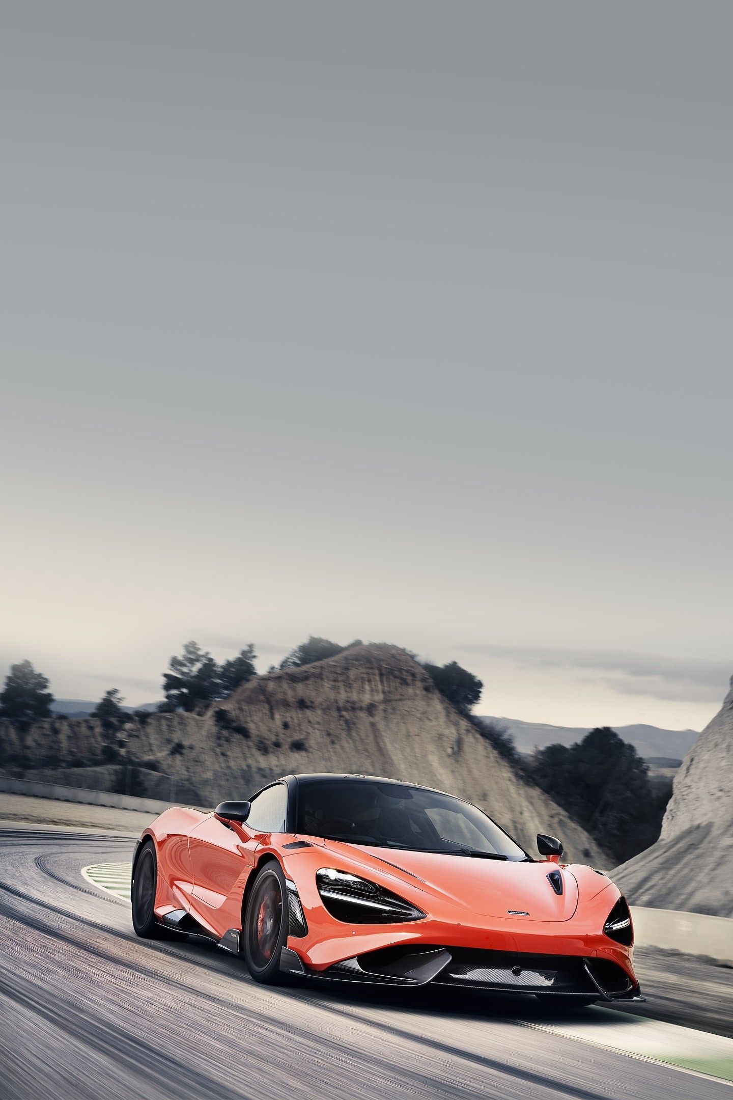 McLaren 765LT Wallpaper