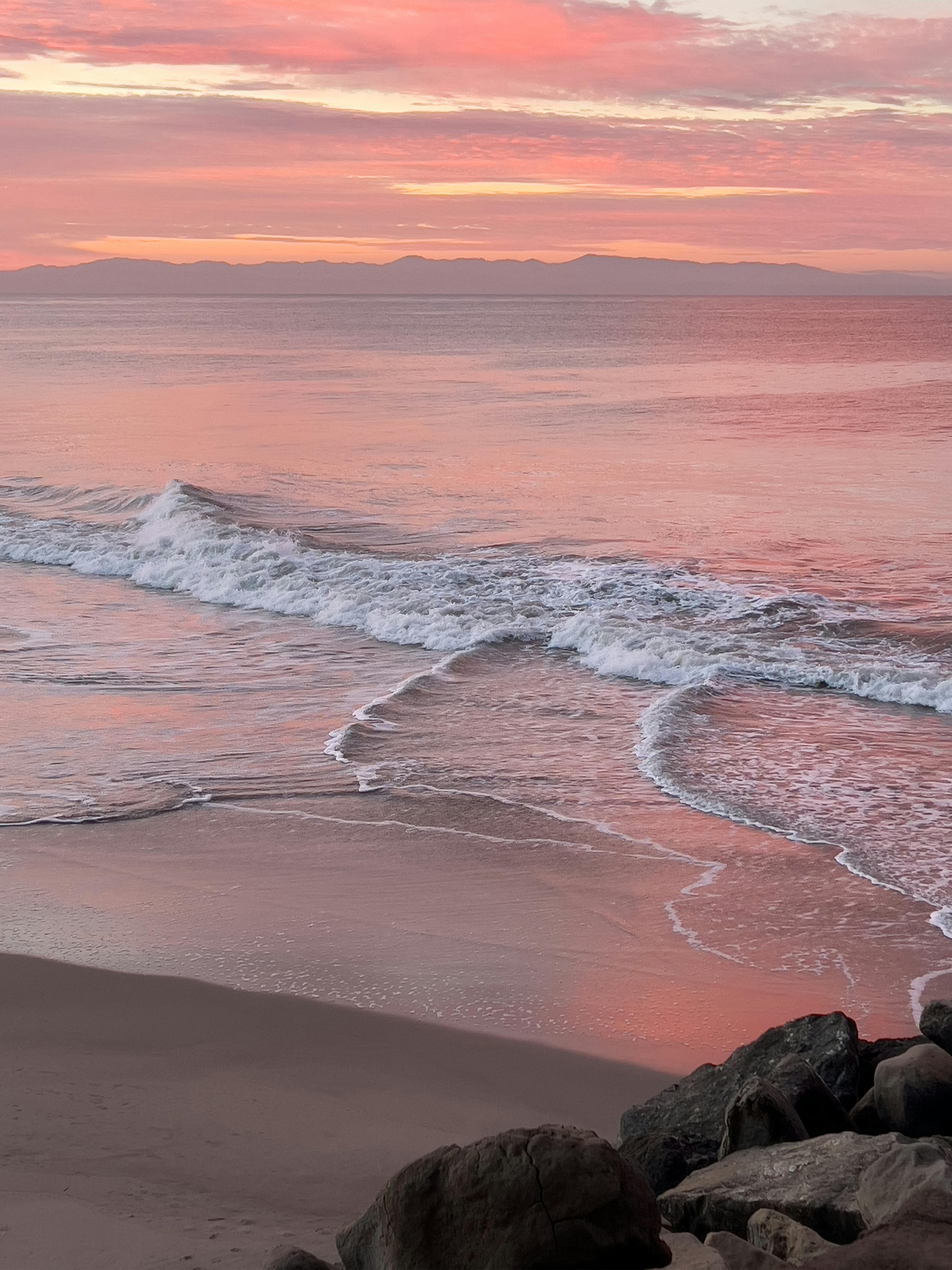 Pink Sunset over Sea · Free