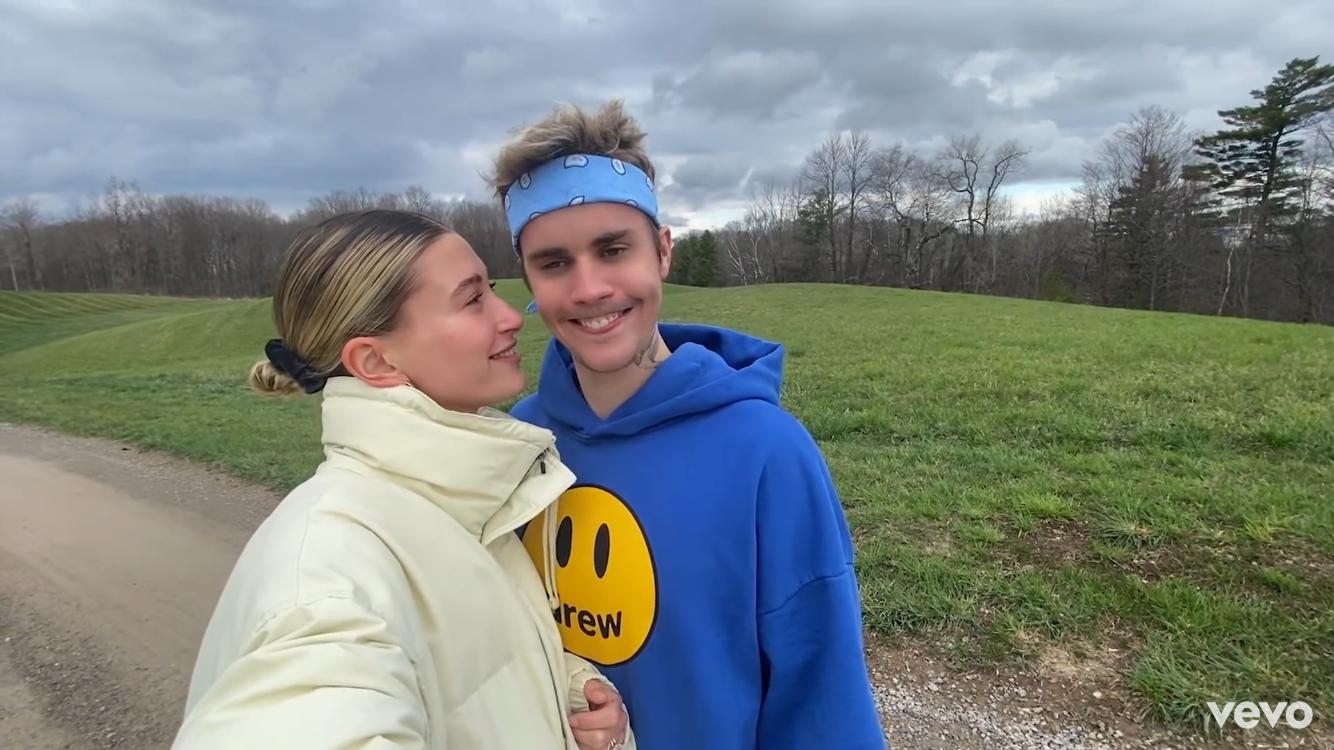 Ariana Grande & Justin Bieber: Stuck