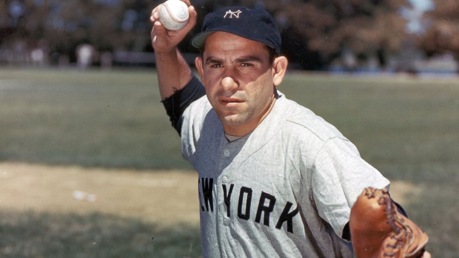 New York Yankees Legend Yogi Berra Dies