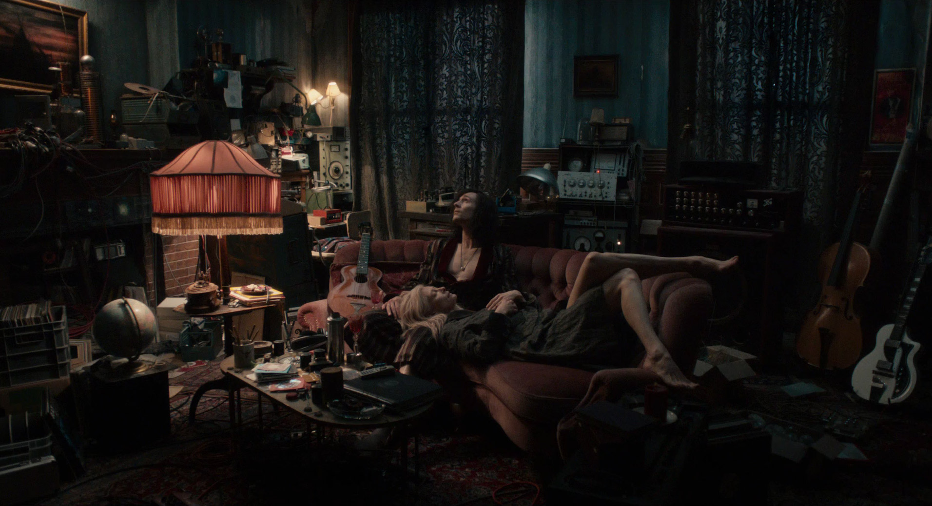 Only Lovers Left Alive 065