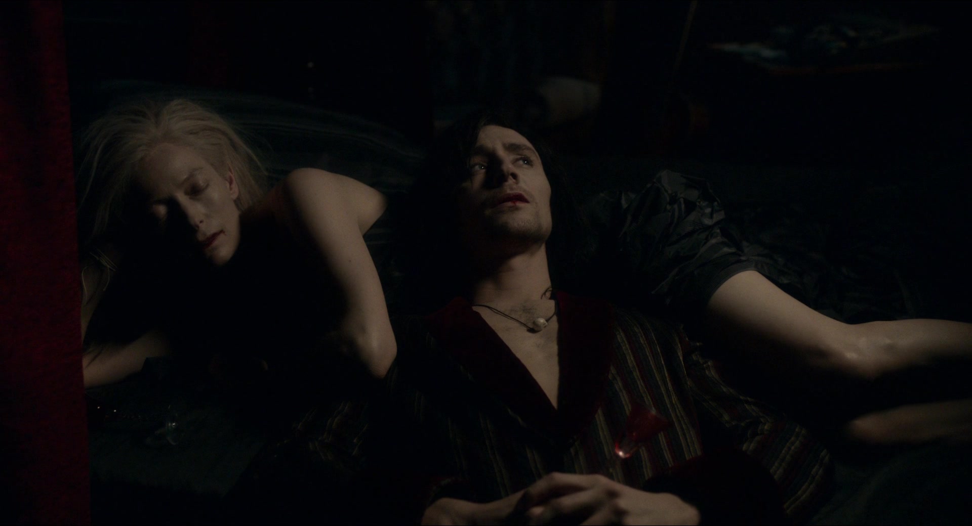 Only Lovers Left Alive 1416