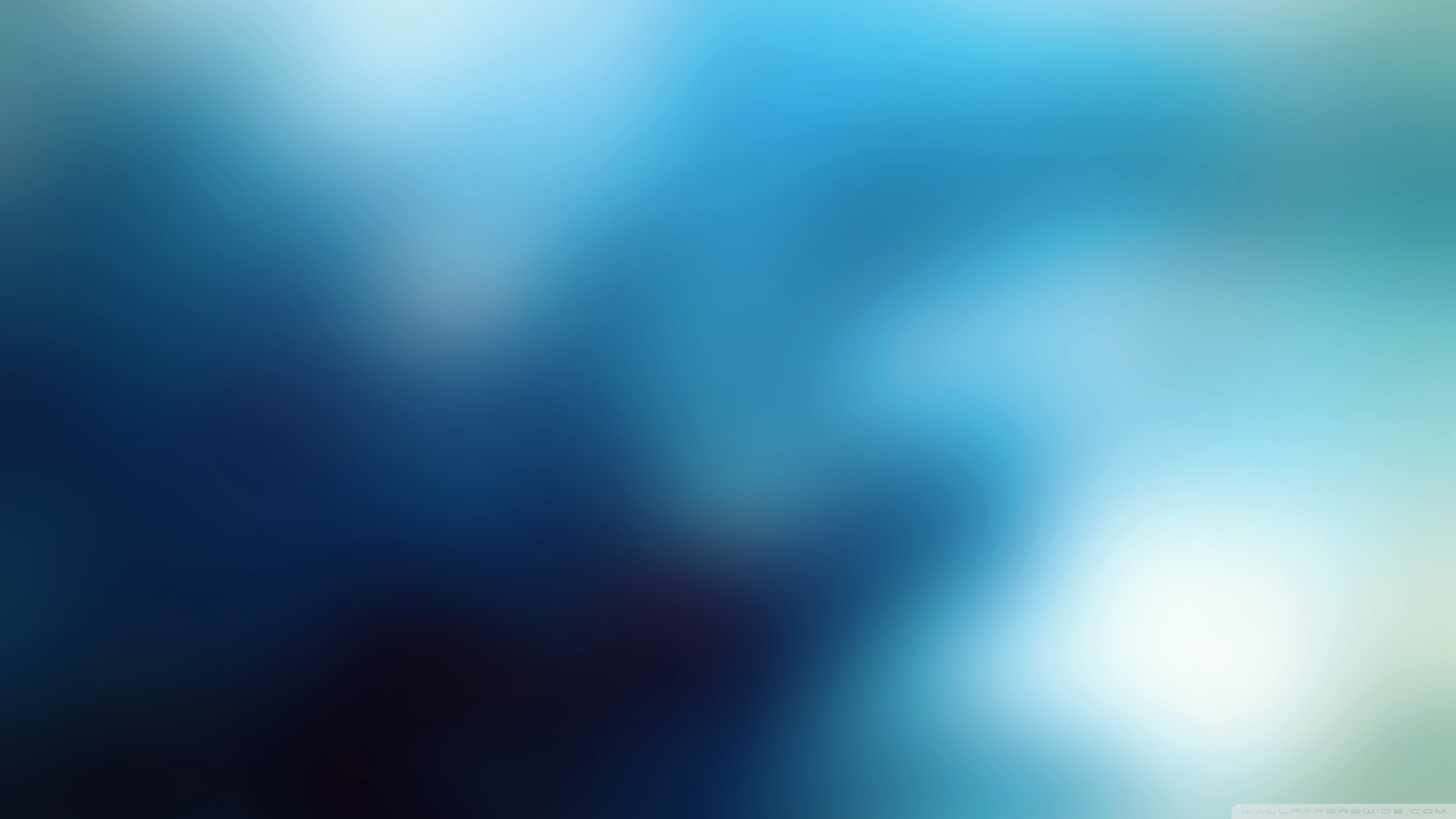 Blurry Blue Background 4K UHD Wallpaper