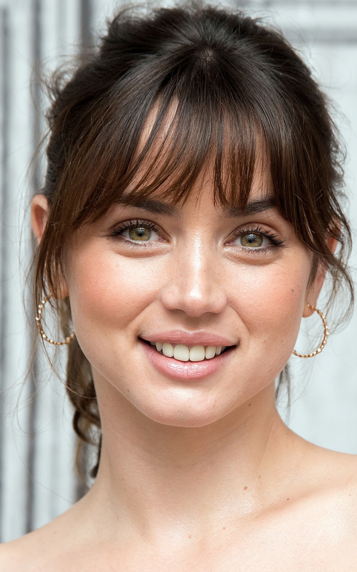 Celebrity Ana De Armas Phone Wallpaper