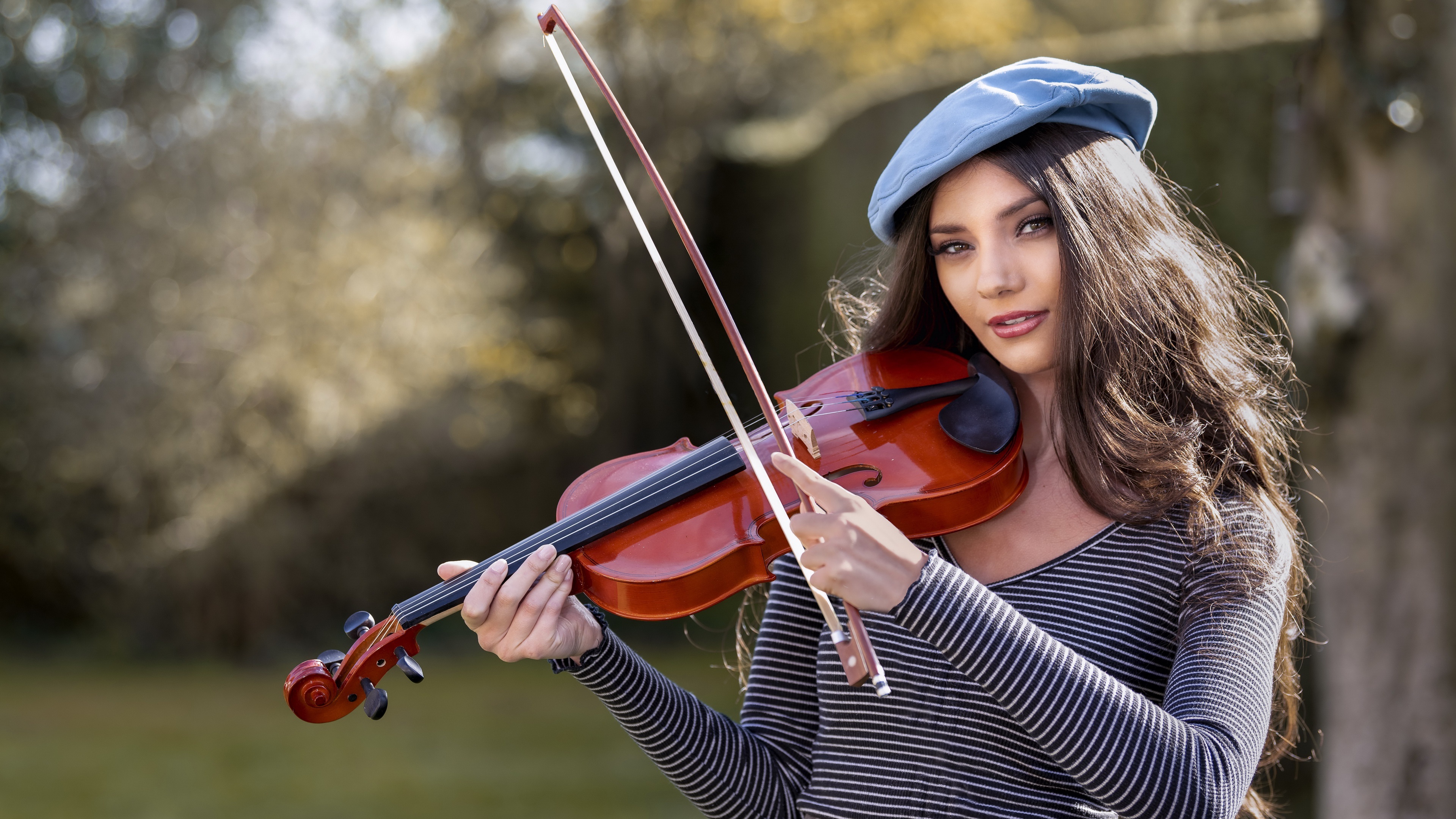 Violin Wallpaper