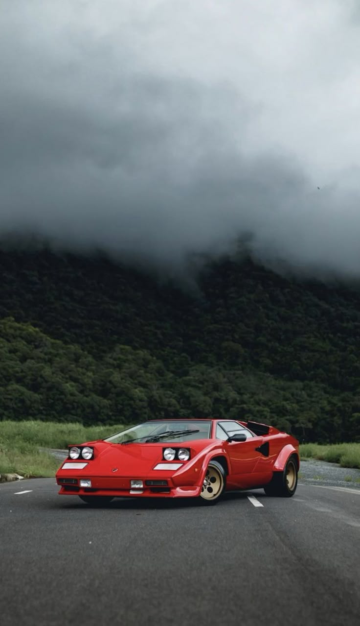 Alfa Romeo. Fast sports cars, Car wallpaper, Old sports cars