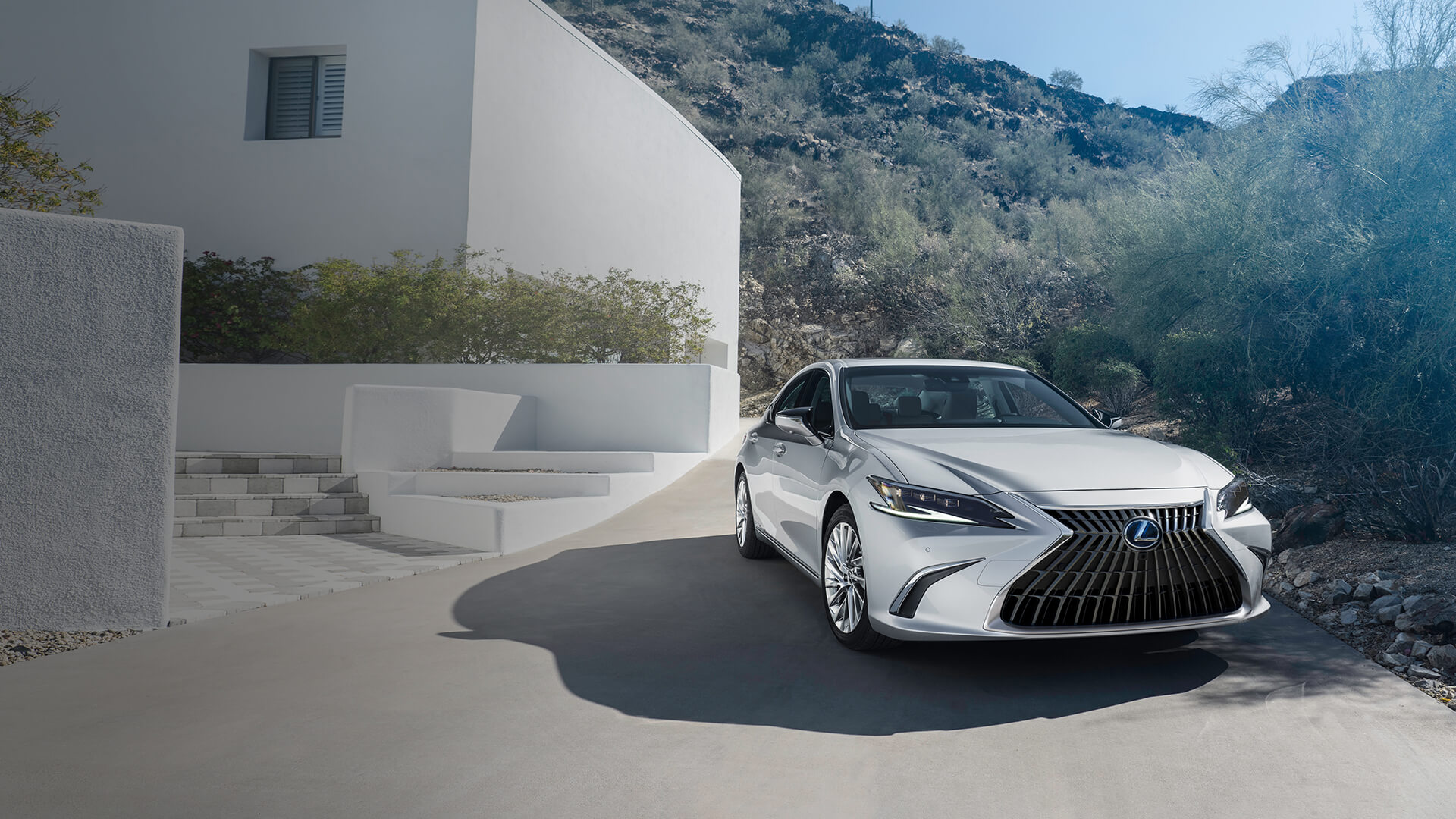 World Premiere of the New 2022 Lexus ES