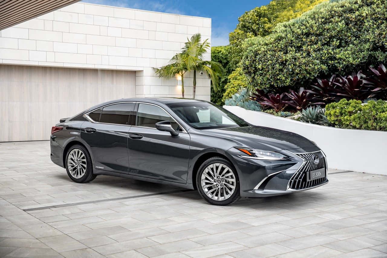 Lexus Es 300h Wallpaper