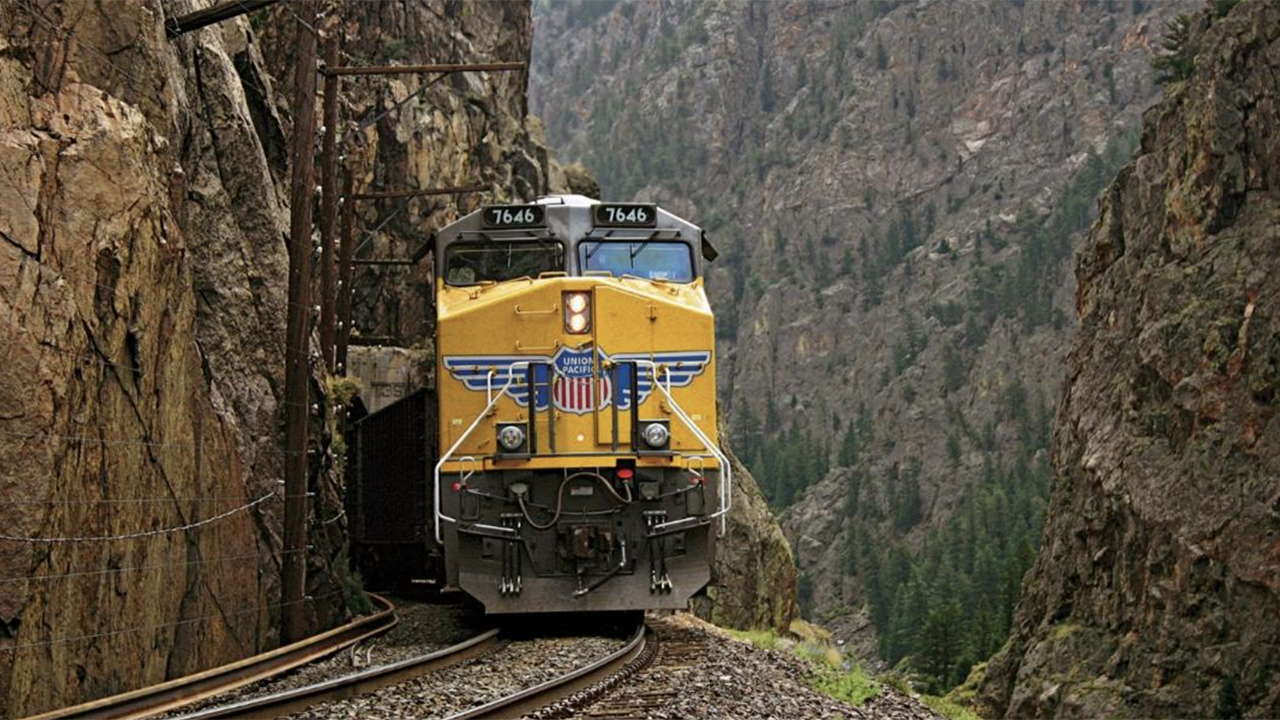 Class I Briefs: UP, CSX