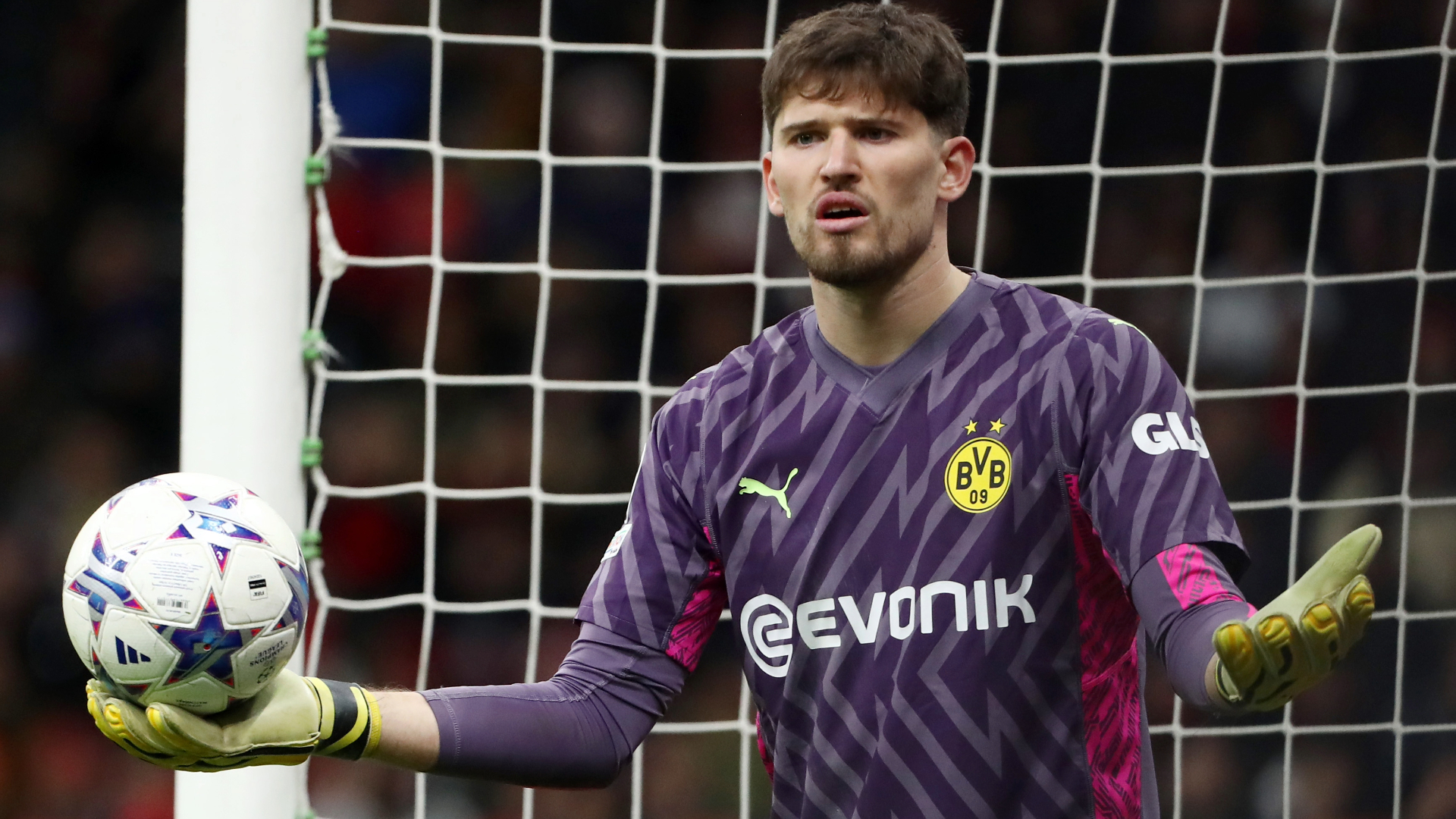 Gregor Kobel Archives