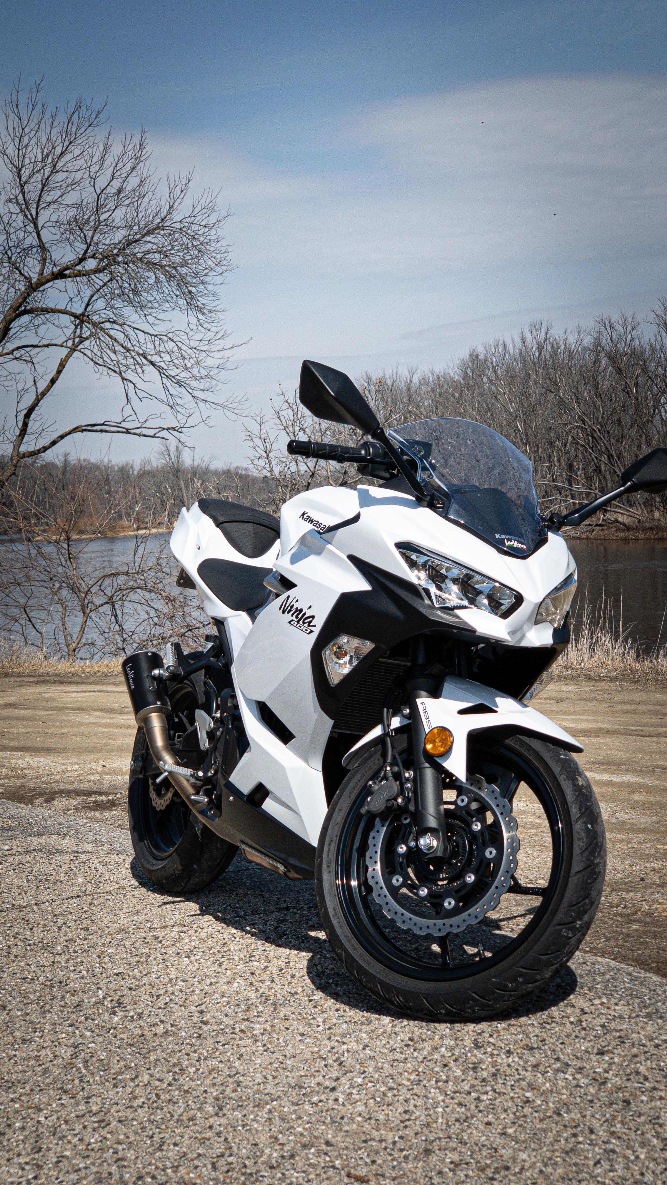 White on sale ninja 400