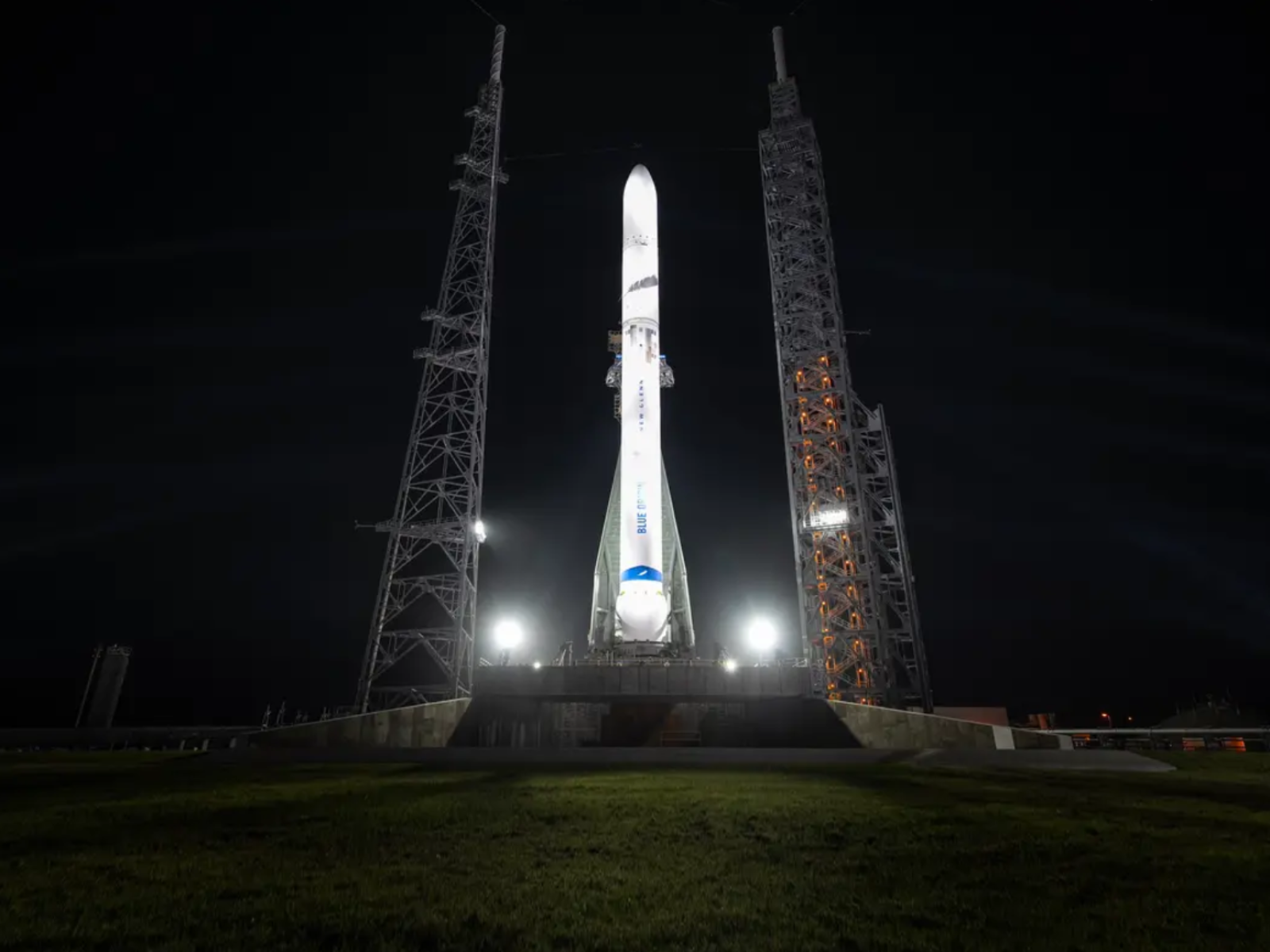 New Glenn Rocket to Launch Before Year
