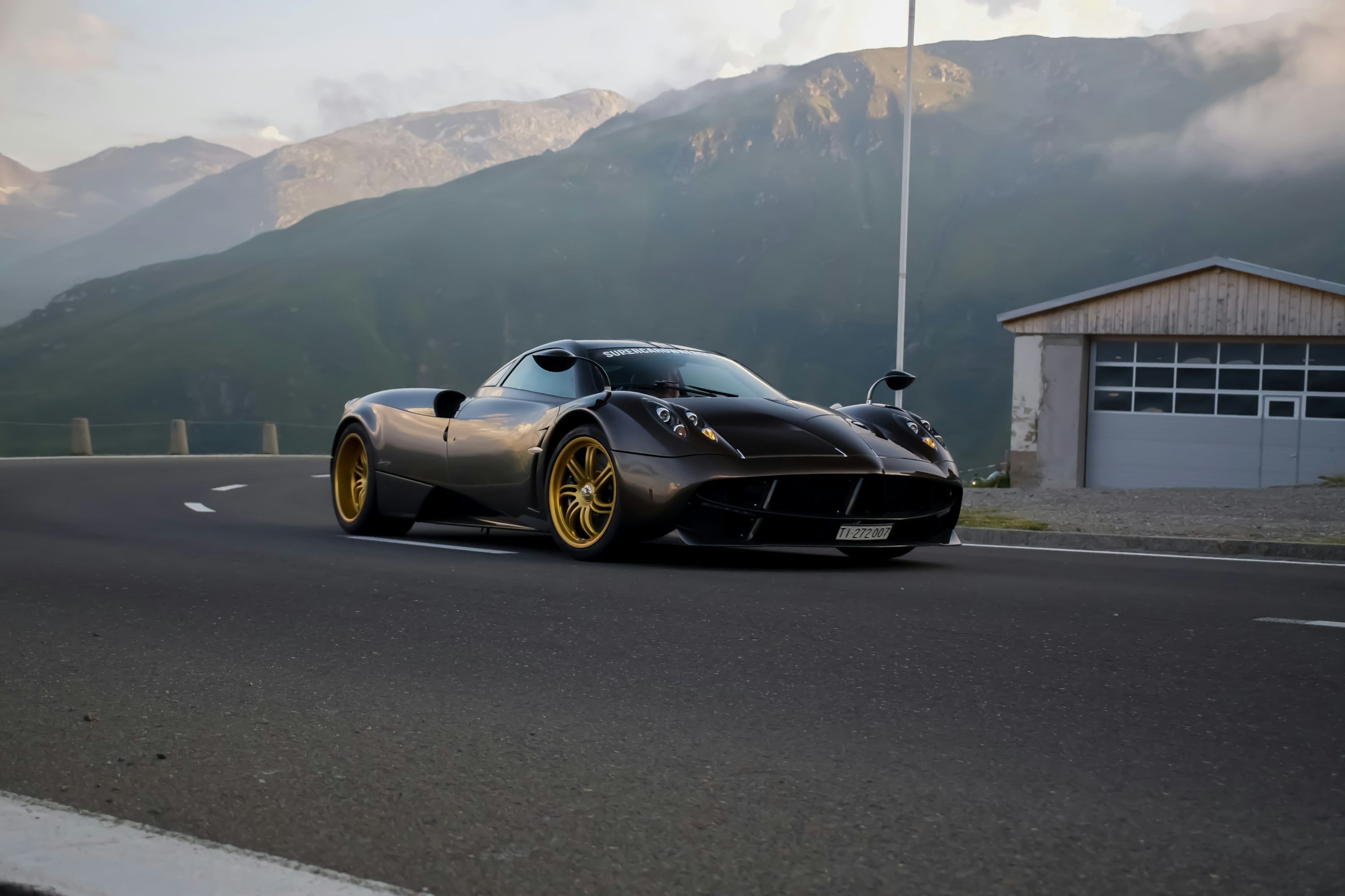 Pagani Huayra Picture. Download Free Image