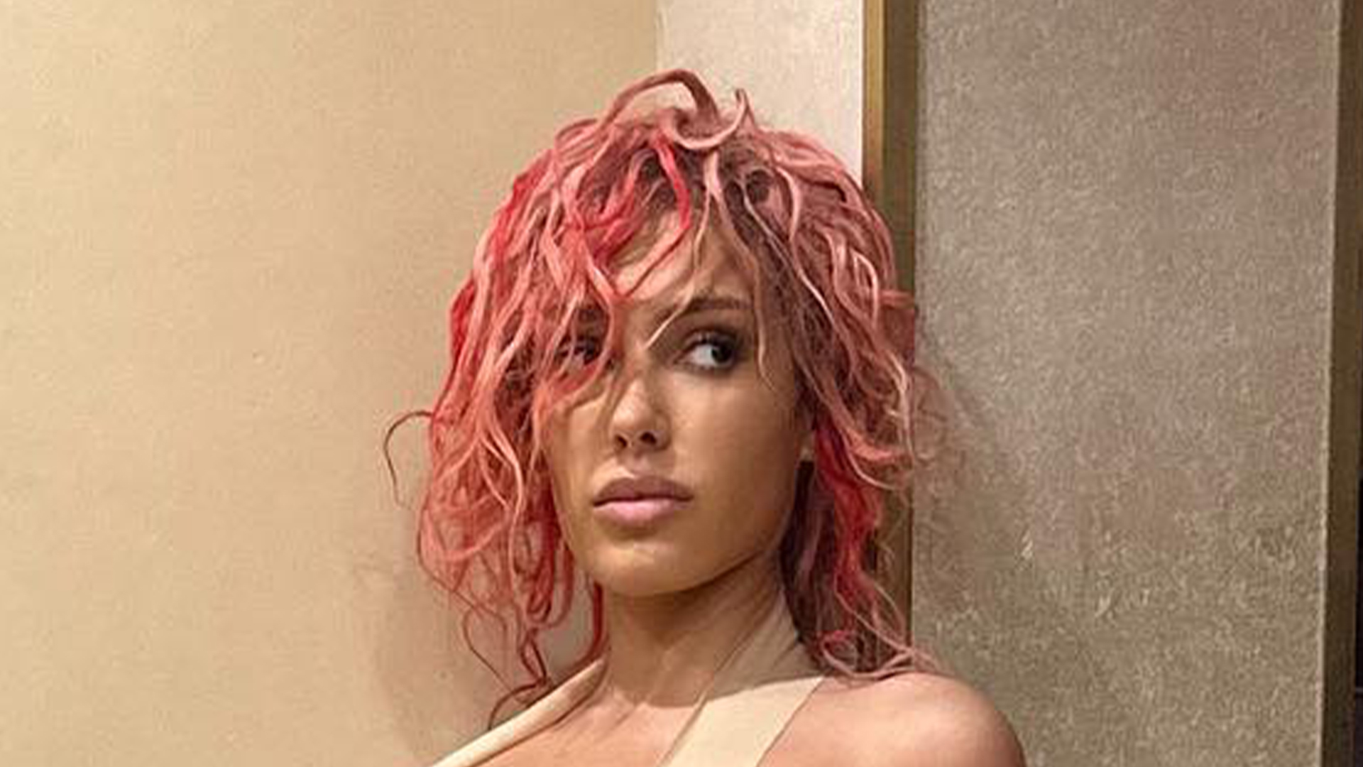 marrying Kanye West from pixie hair