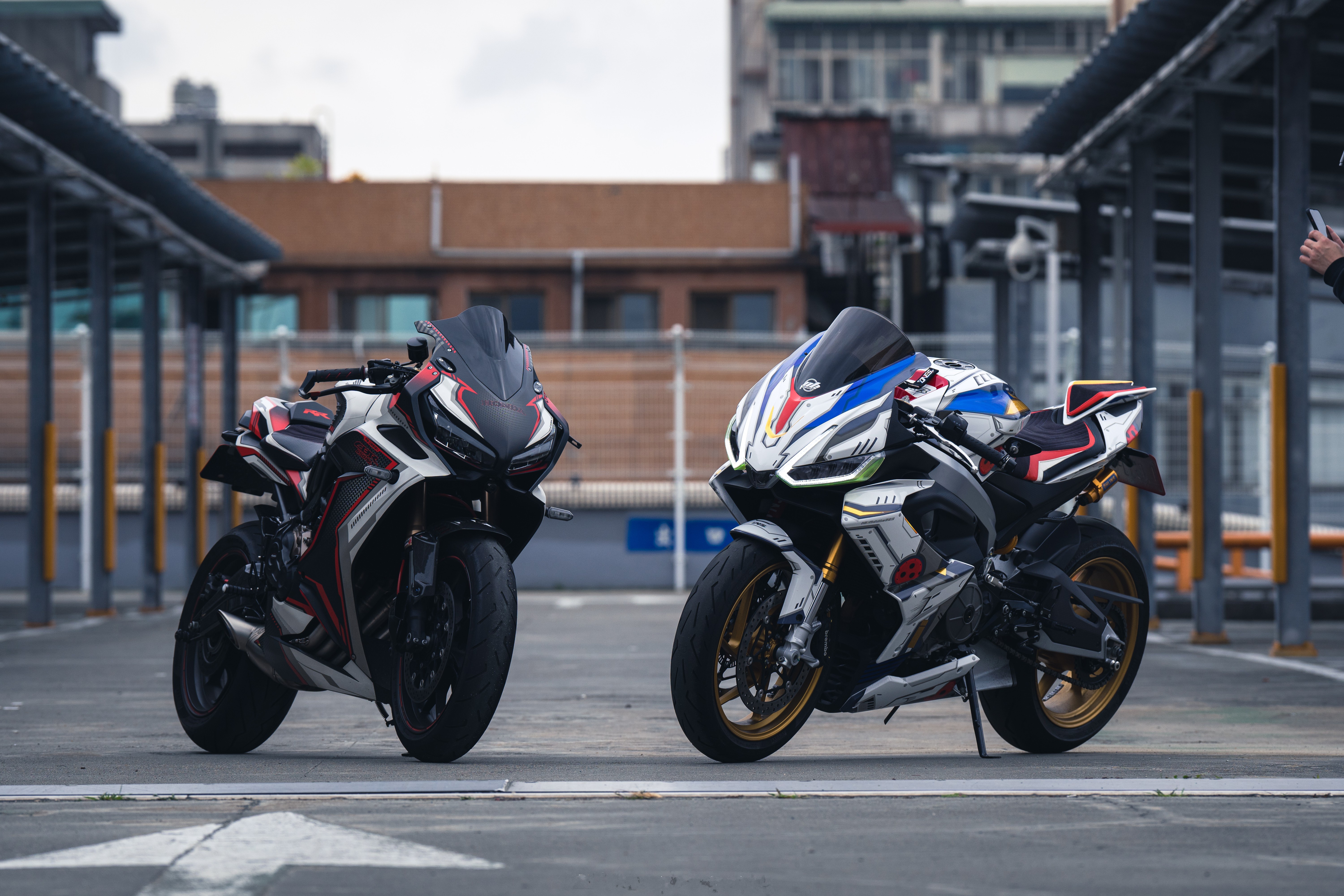 Download Aprilia RS 660 Honda CBR650R