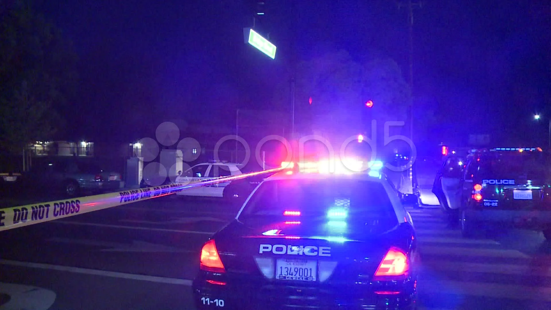 FLASHING SIRENS POLICE LIGHTS PRODUCED