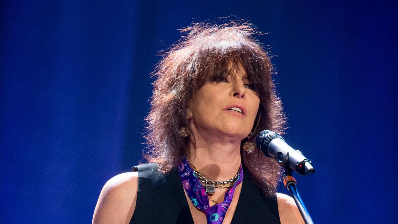 Chrissie Hynde's paintings in Adding