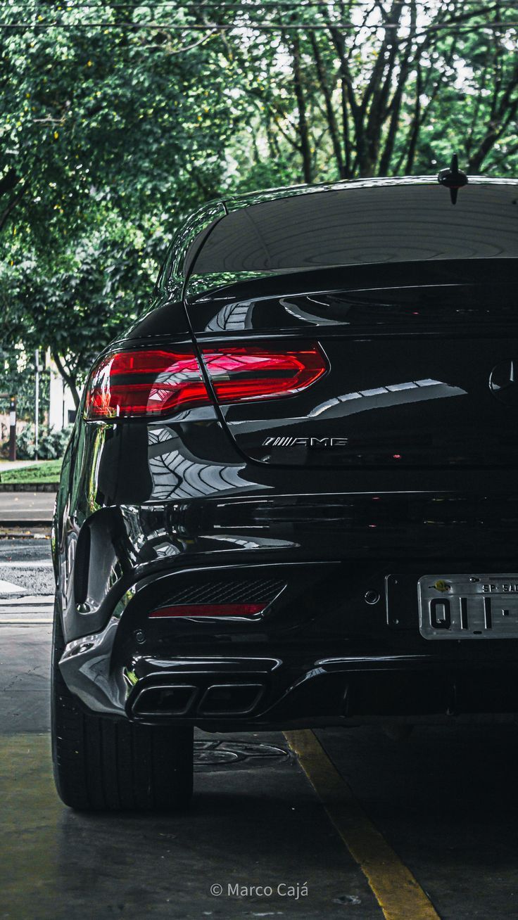 Wallpaper Mercedes Benz GLE 63 AMG