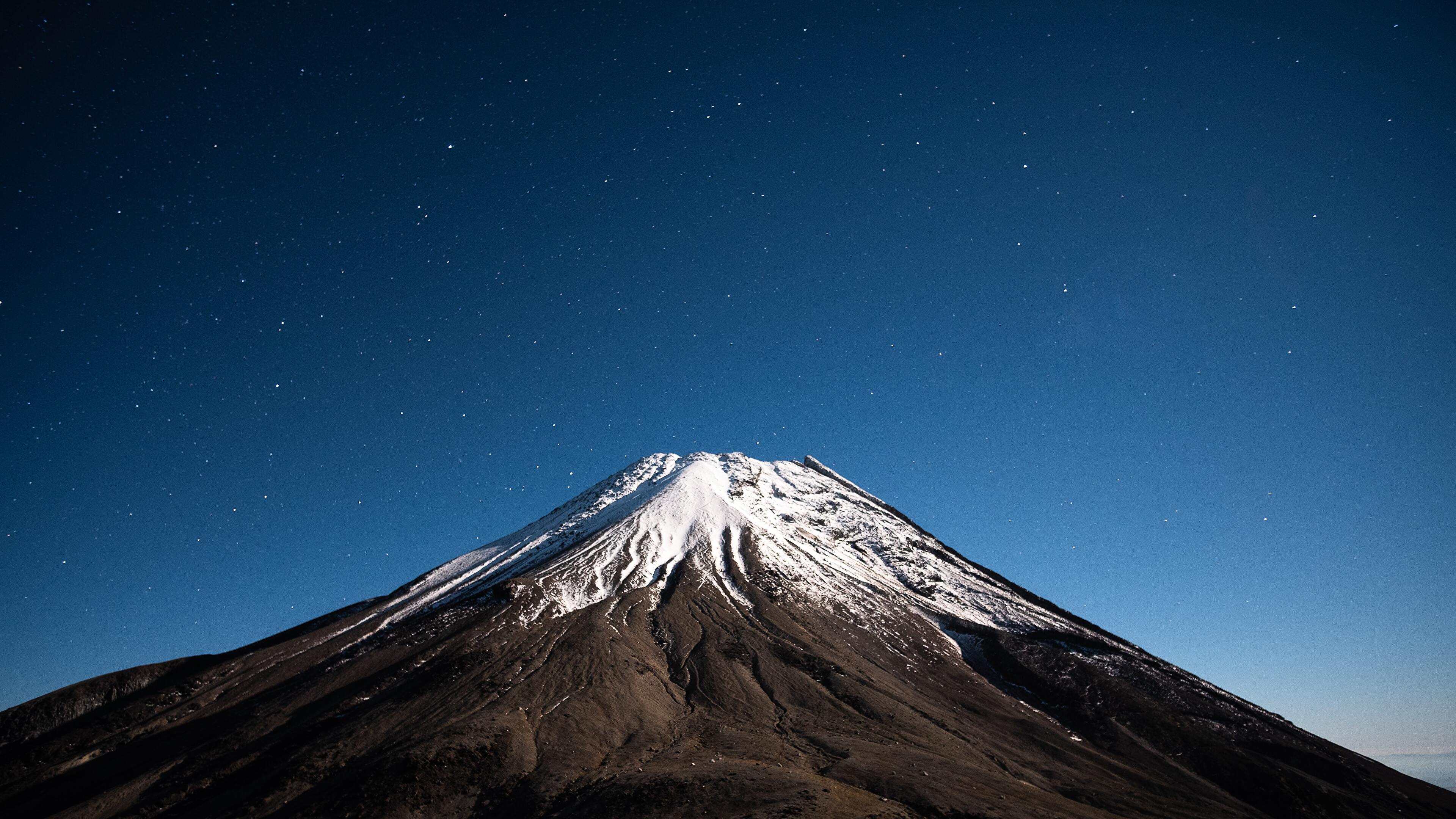 Mount Taranaki, New Zealand Photo