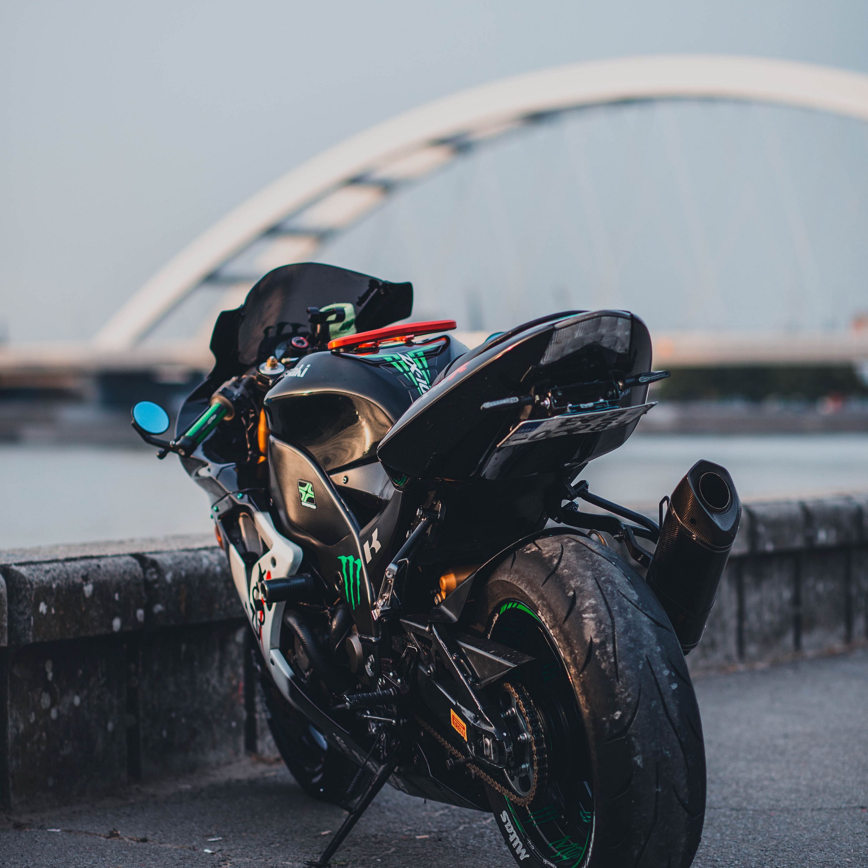 Download wallpaper 2780x2780 kawasaki
