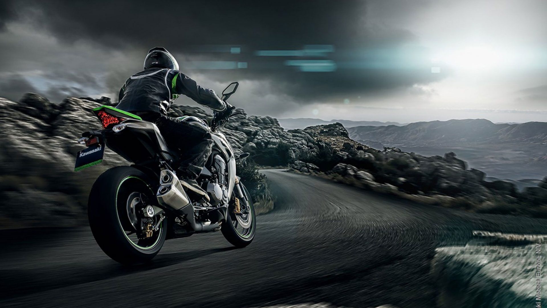 Kawasaki Z1000 Wallpaper