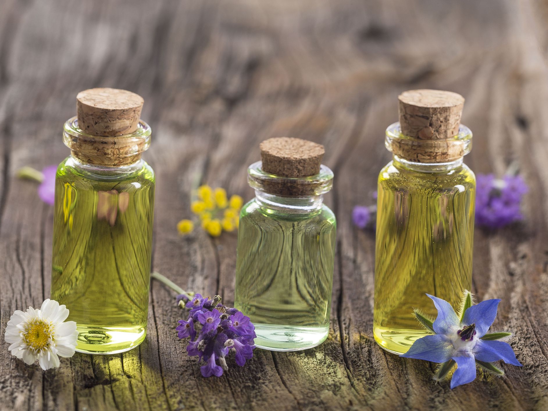 Use Aromatherapy to Help Ease Anxiety