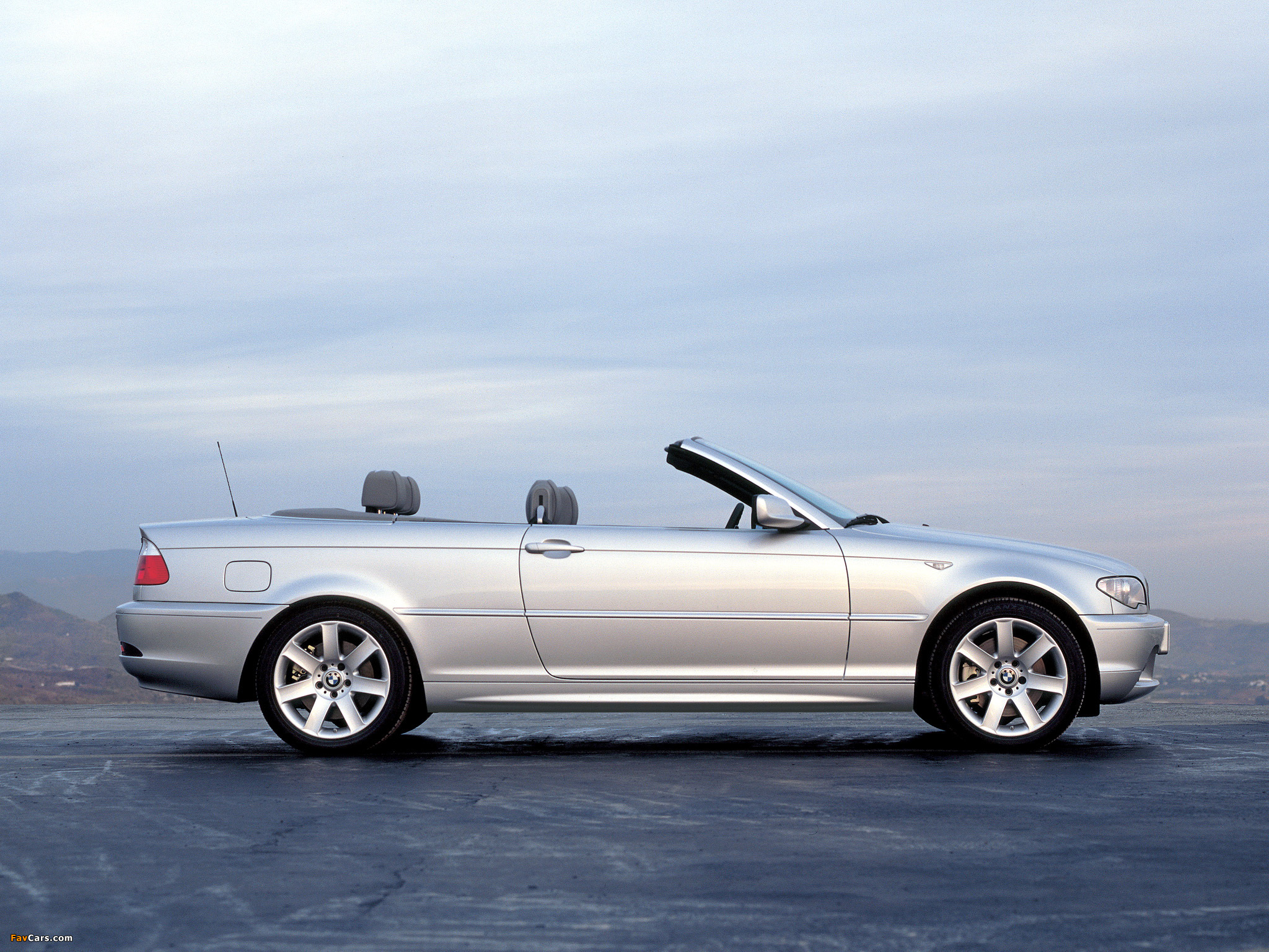 BMW 330Ci Cabrio (E46) 2003–06
