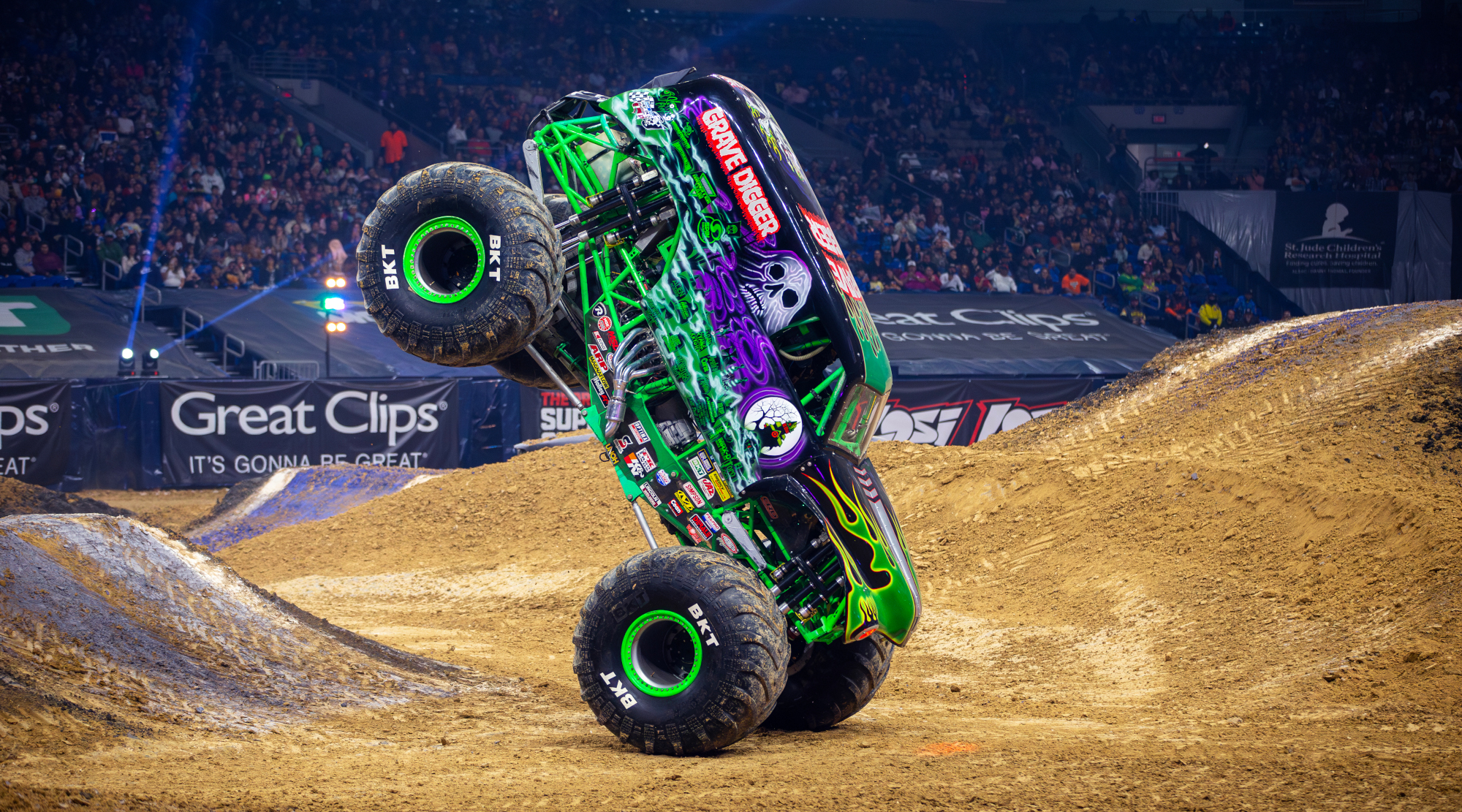 Grave Digger. Trucks and Drivers