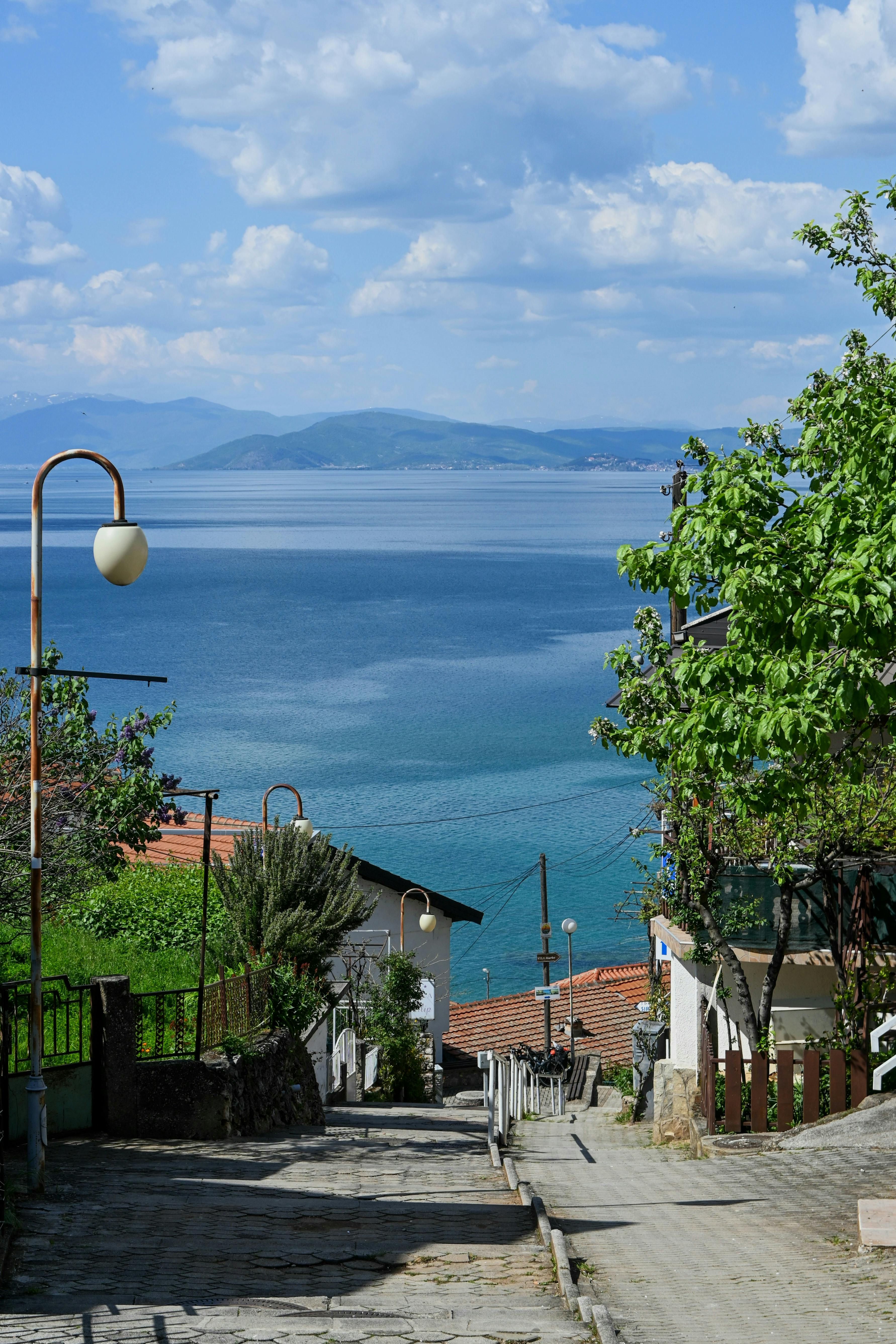 Blue Lake & HD Image