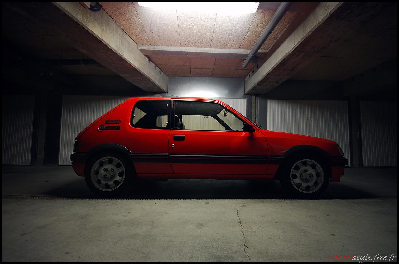foto of the day. 205 GTI