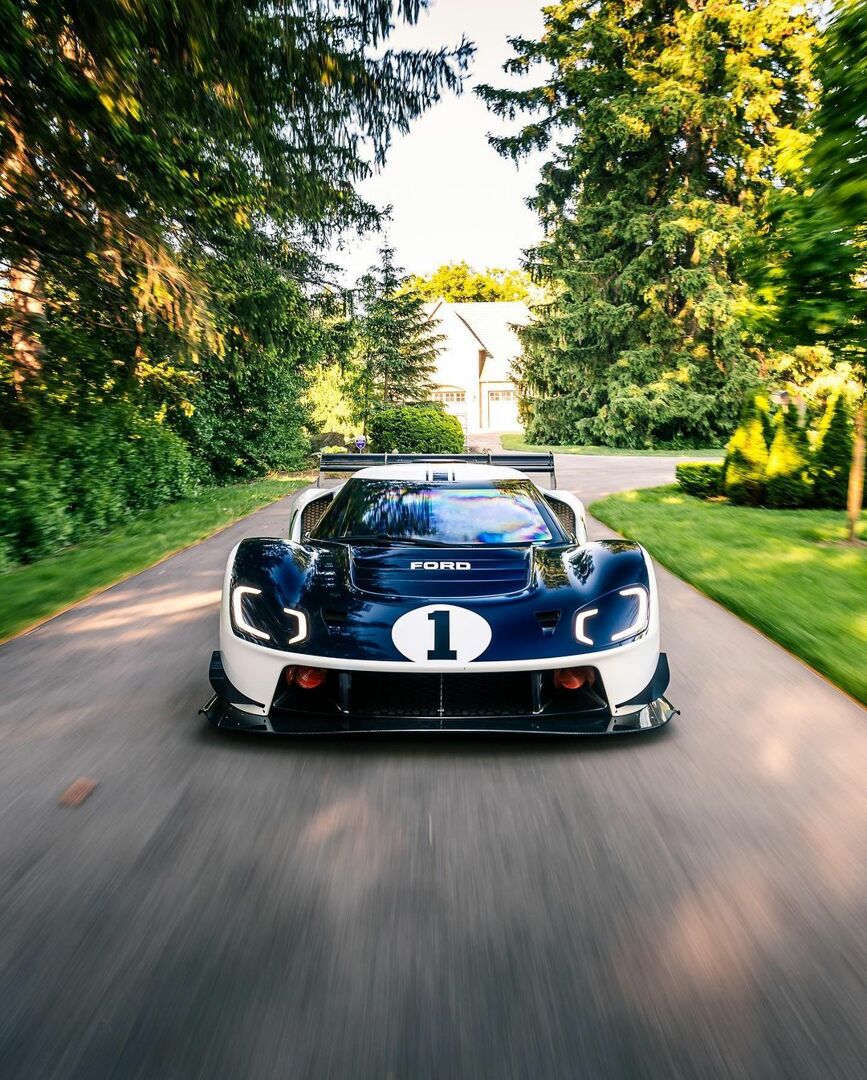 ECR GT Mk IV details