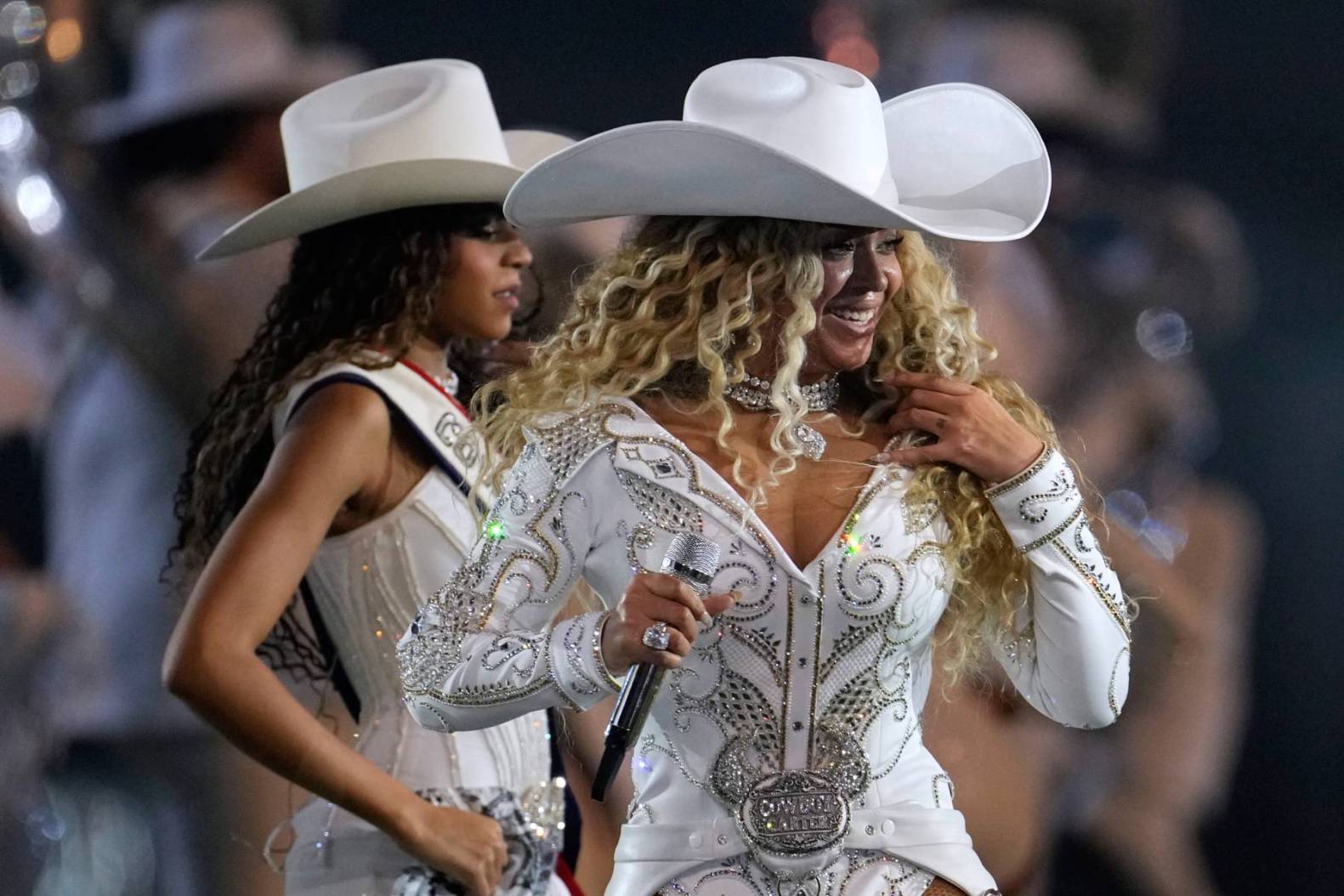 Watch Beyonce NFL Halftime Show 'A