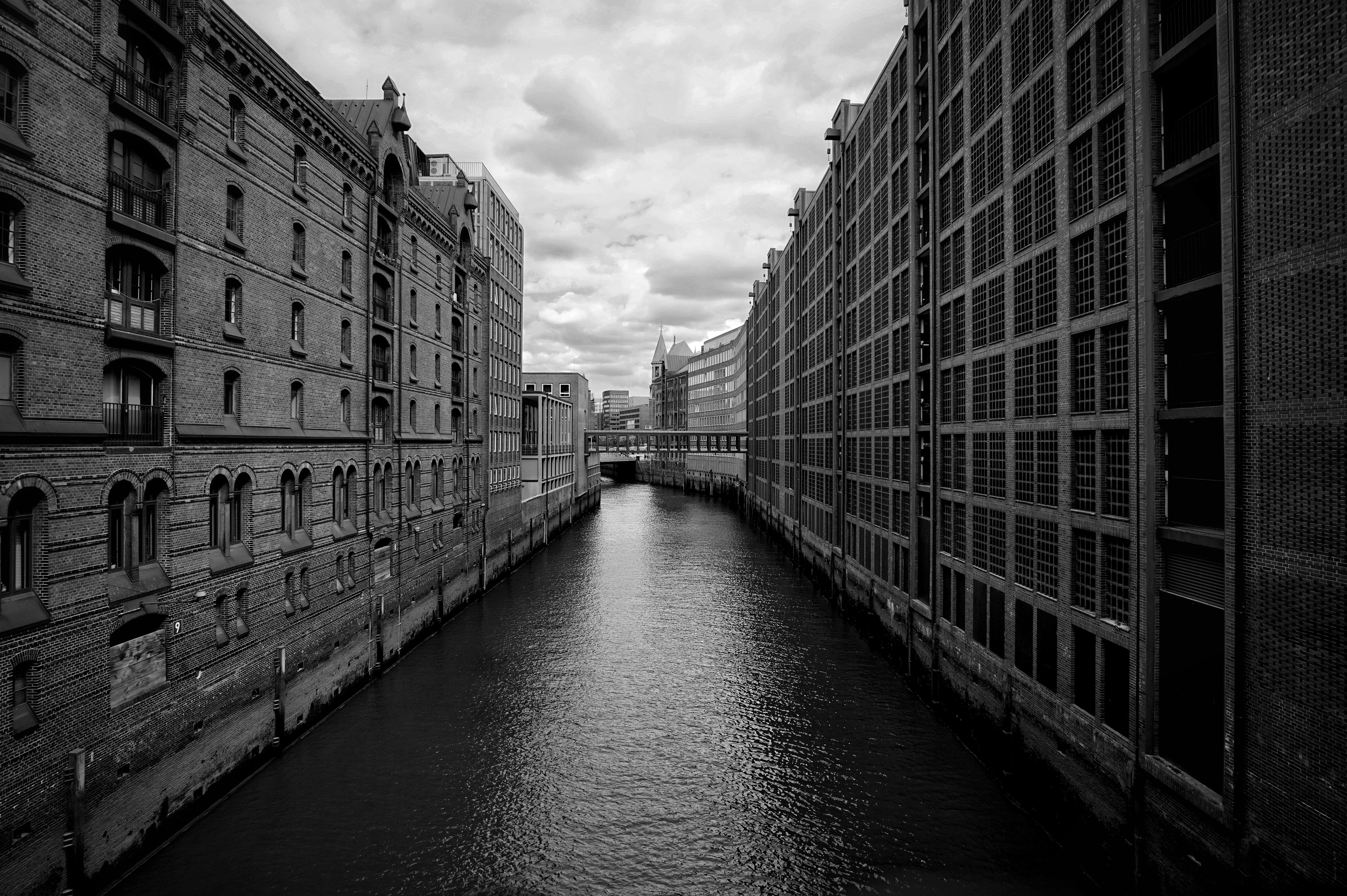River · Free