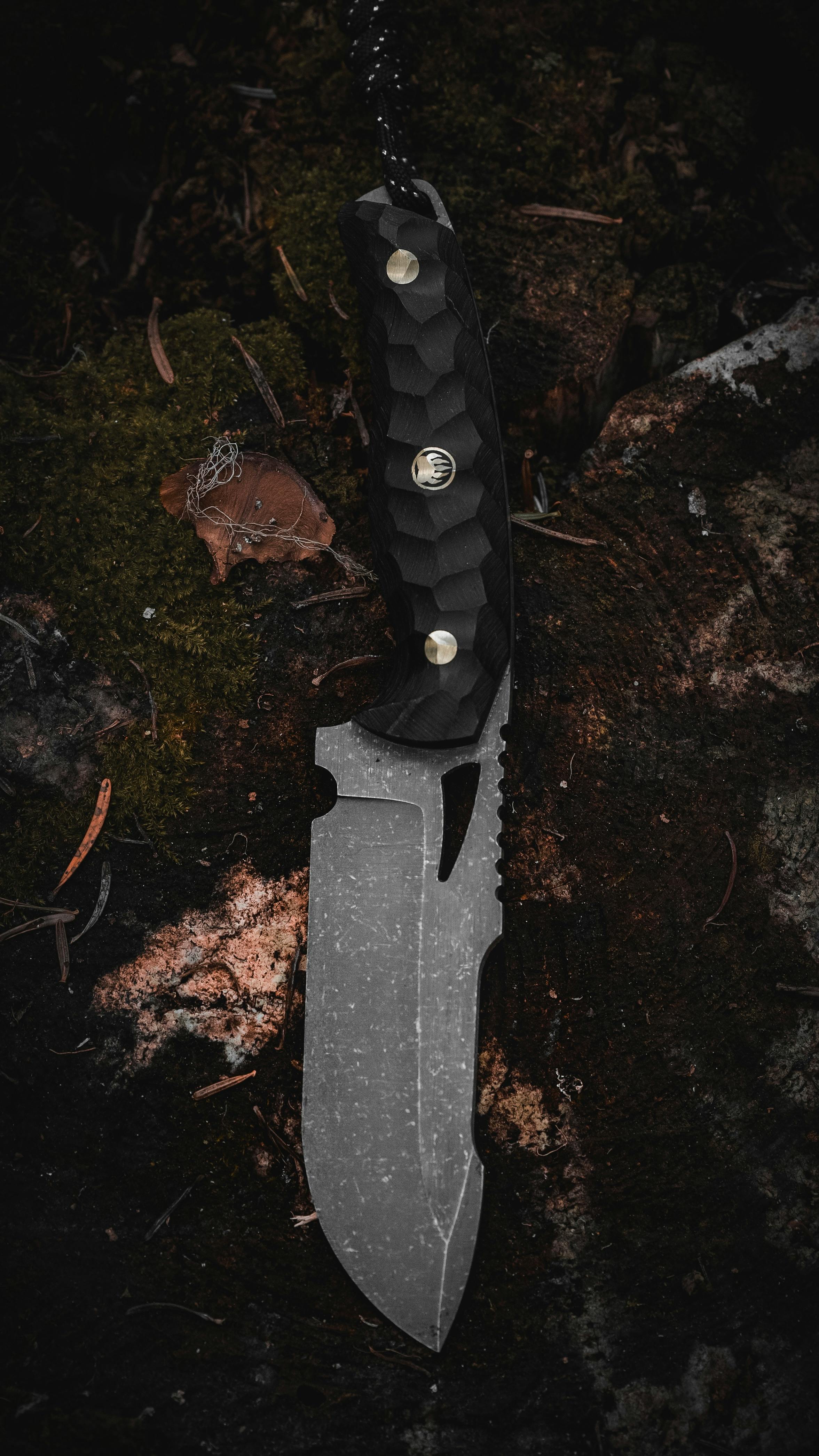 Pocket Knife on Ground · Free