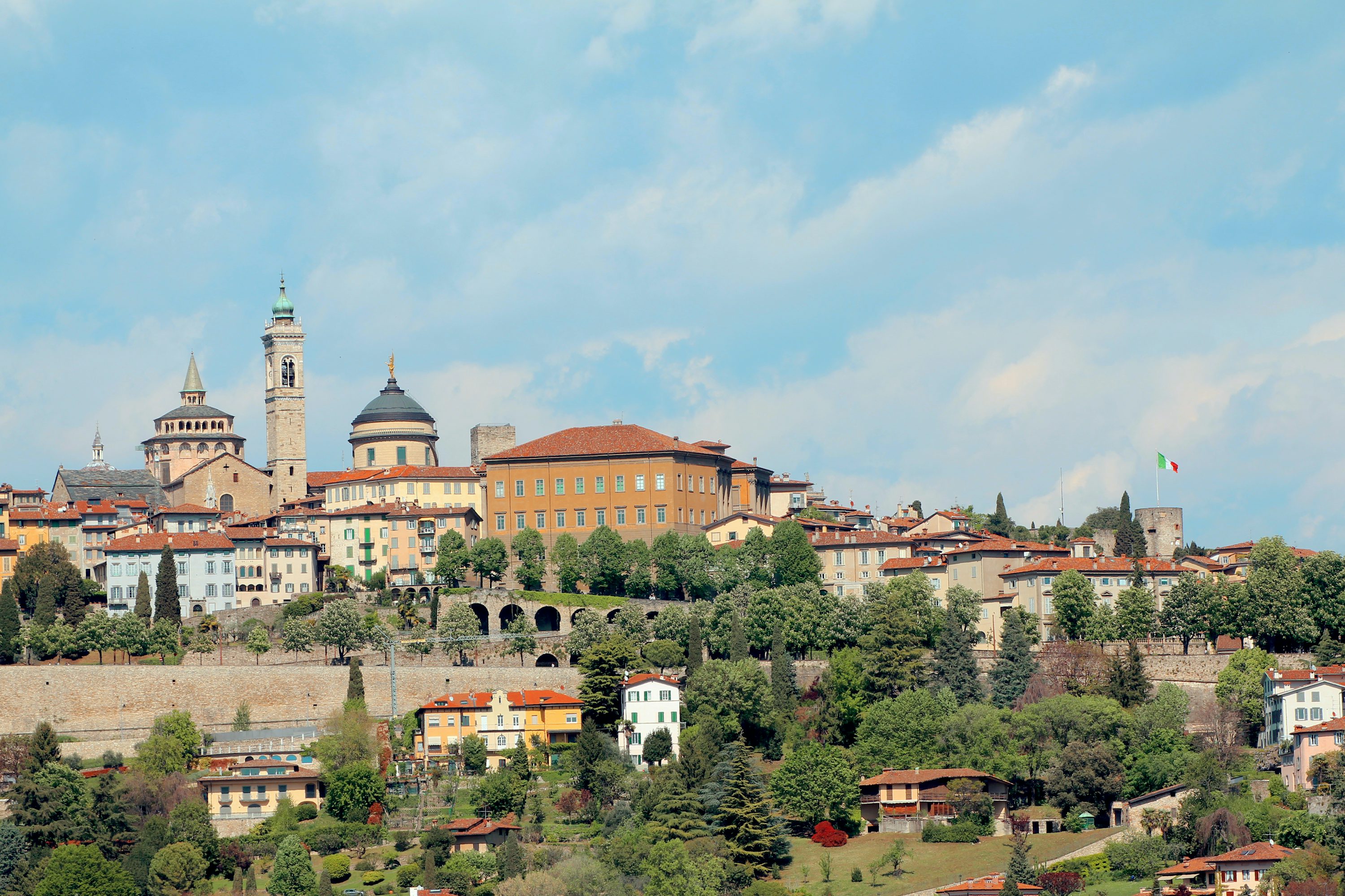 45,Bergamo Picture. Download