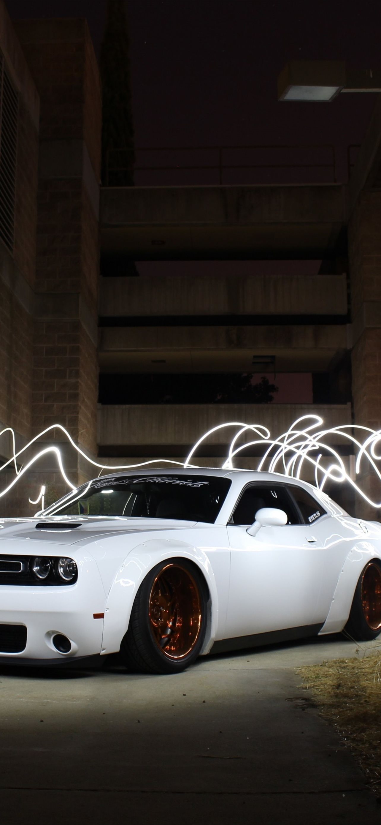 dodge challenger HD iPhone Wallpaper
