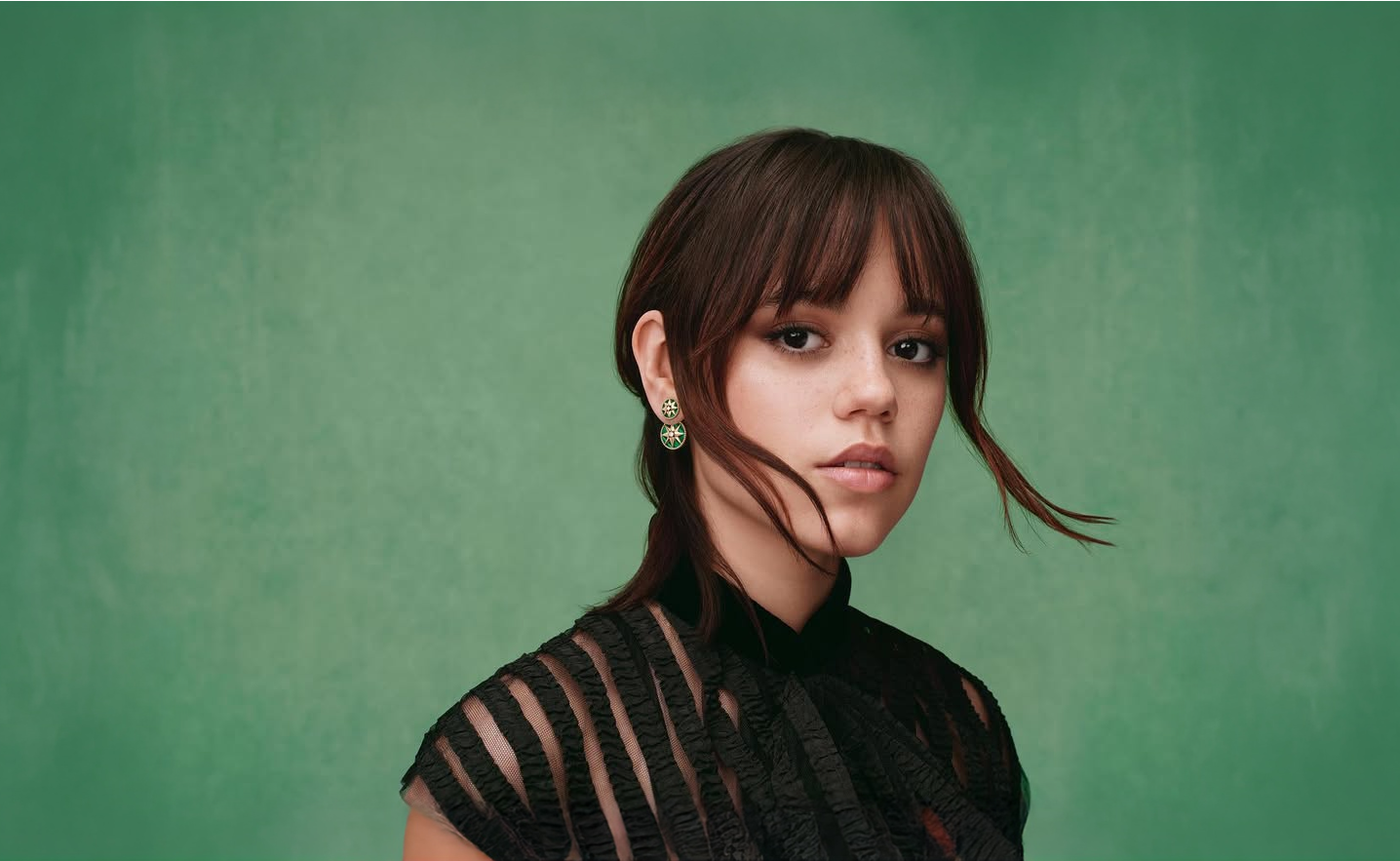 Jenna Ortega Wallpaper New Tab